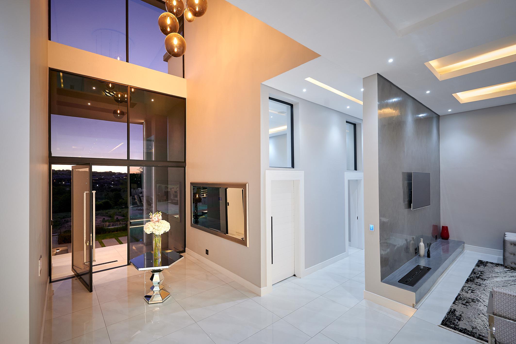 5 Bedroom Property for Sale in Waterfall Country Estate Gauteng