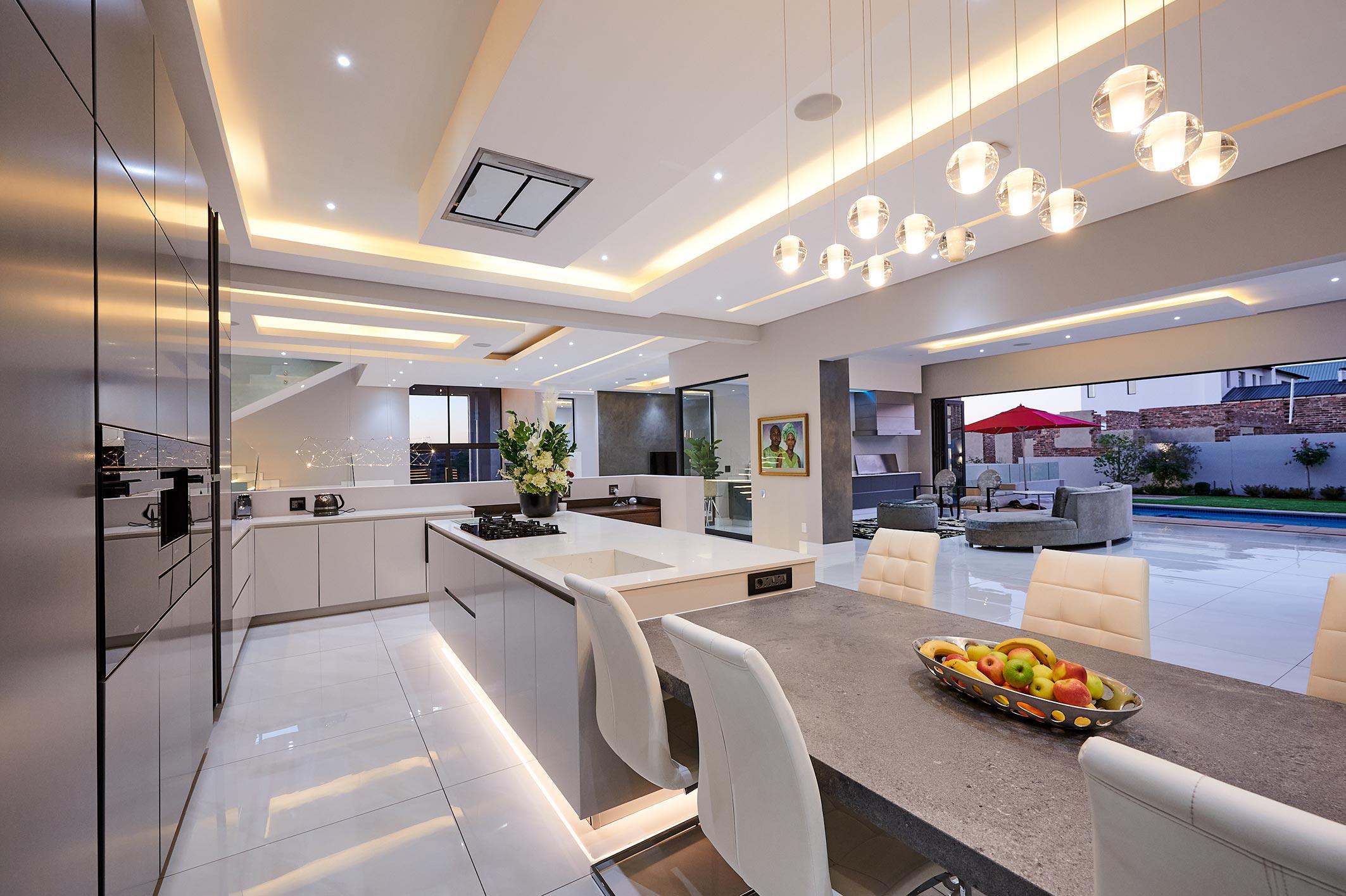 5 Bedroom Property for Sale in Waterfall Country Estate Gauteng