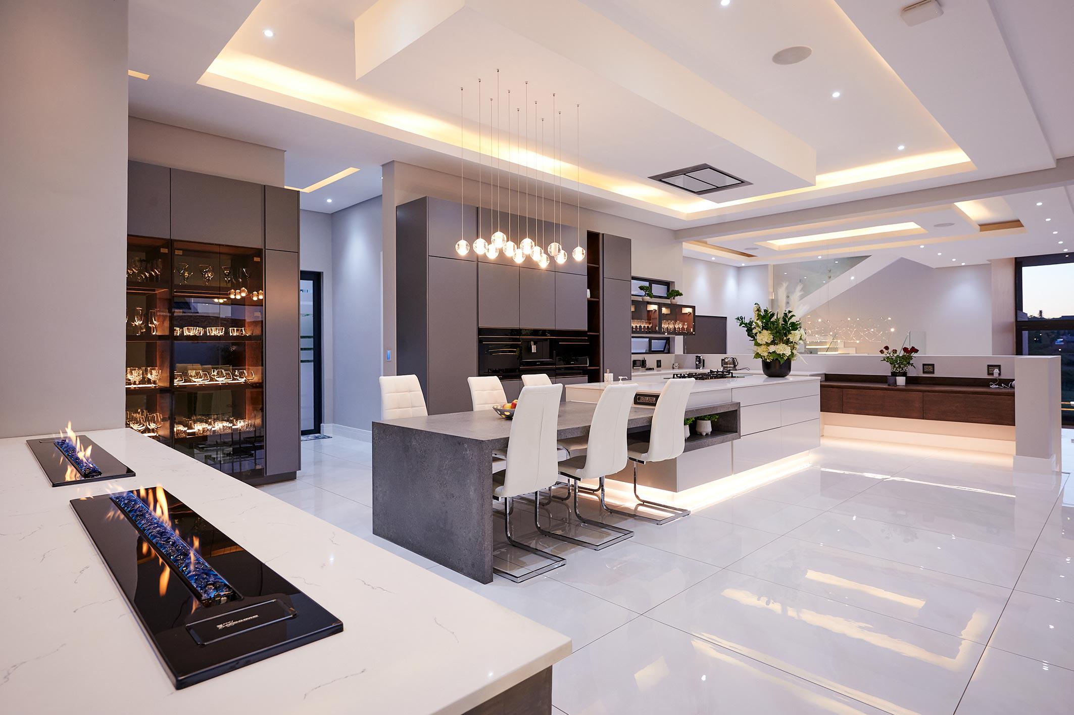 5 Bedroom Property for Sale in Waterfall Country Estate Gauteng