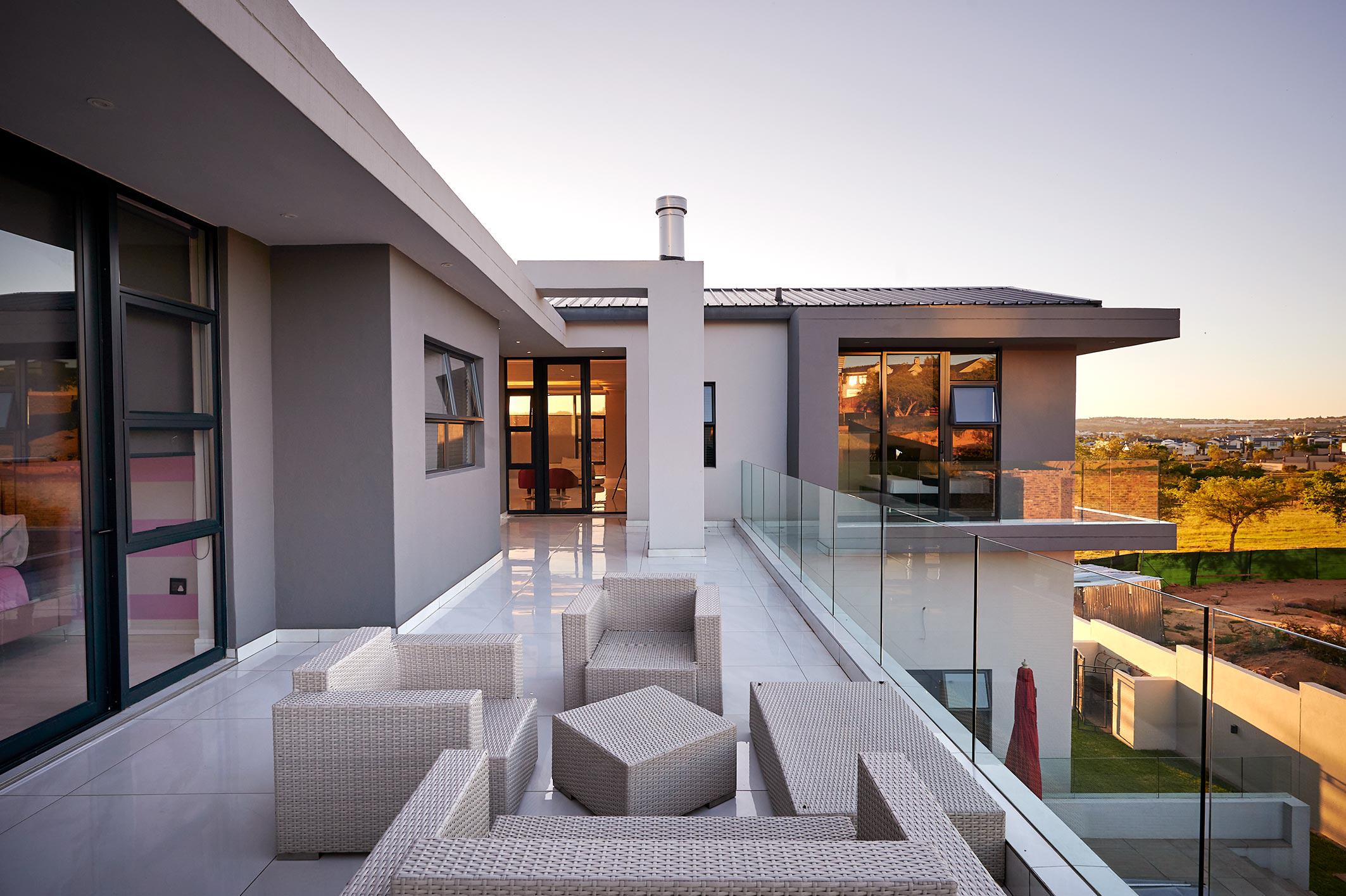 5 Bedroom Property for Sale in Waterfall Country Estate Gauteng