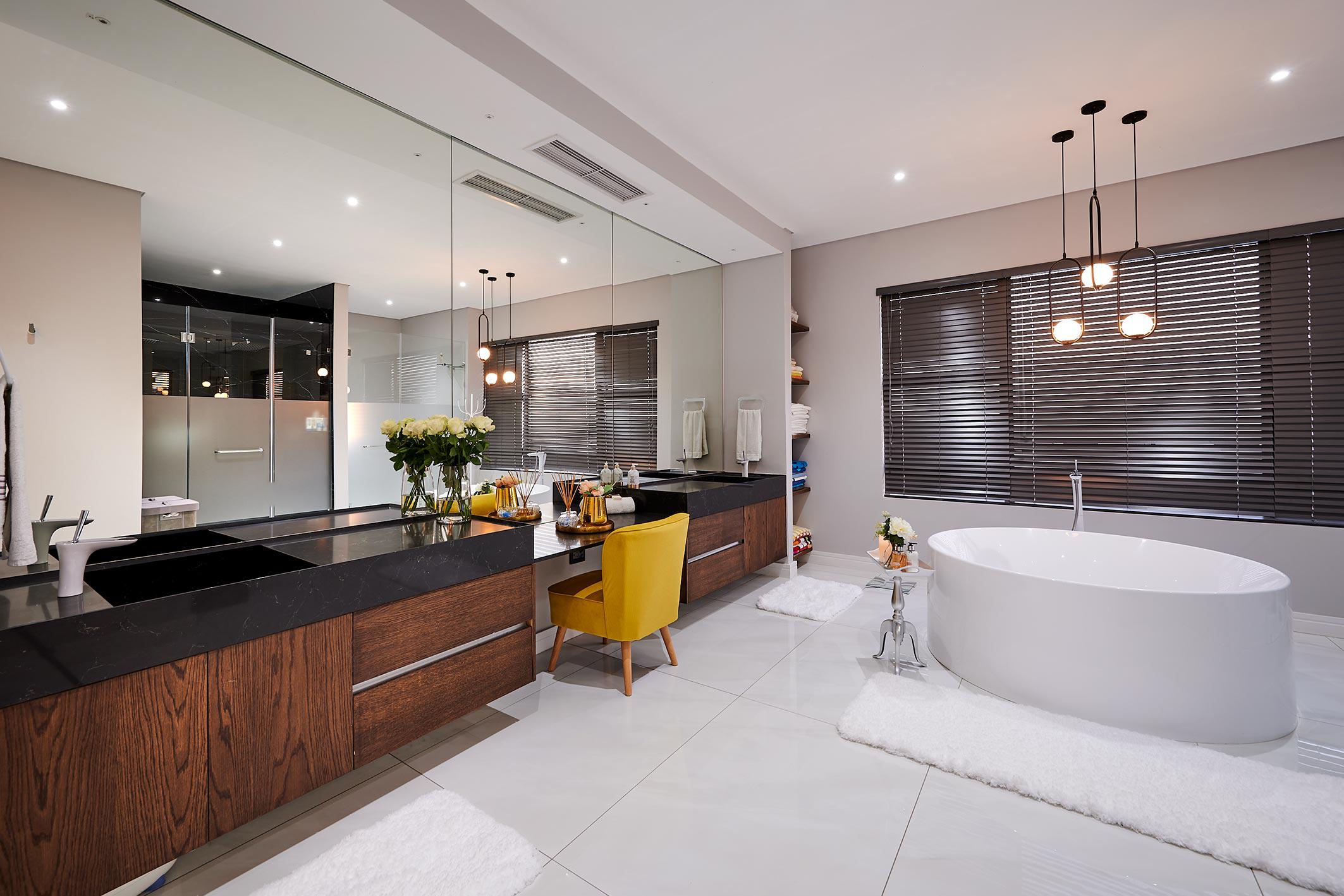 5 Bedroom Property for Sale in Waterfall Country Estate Gauteng