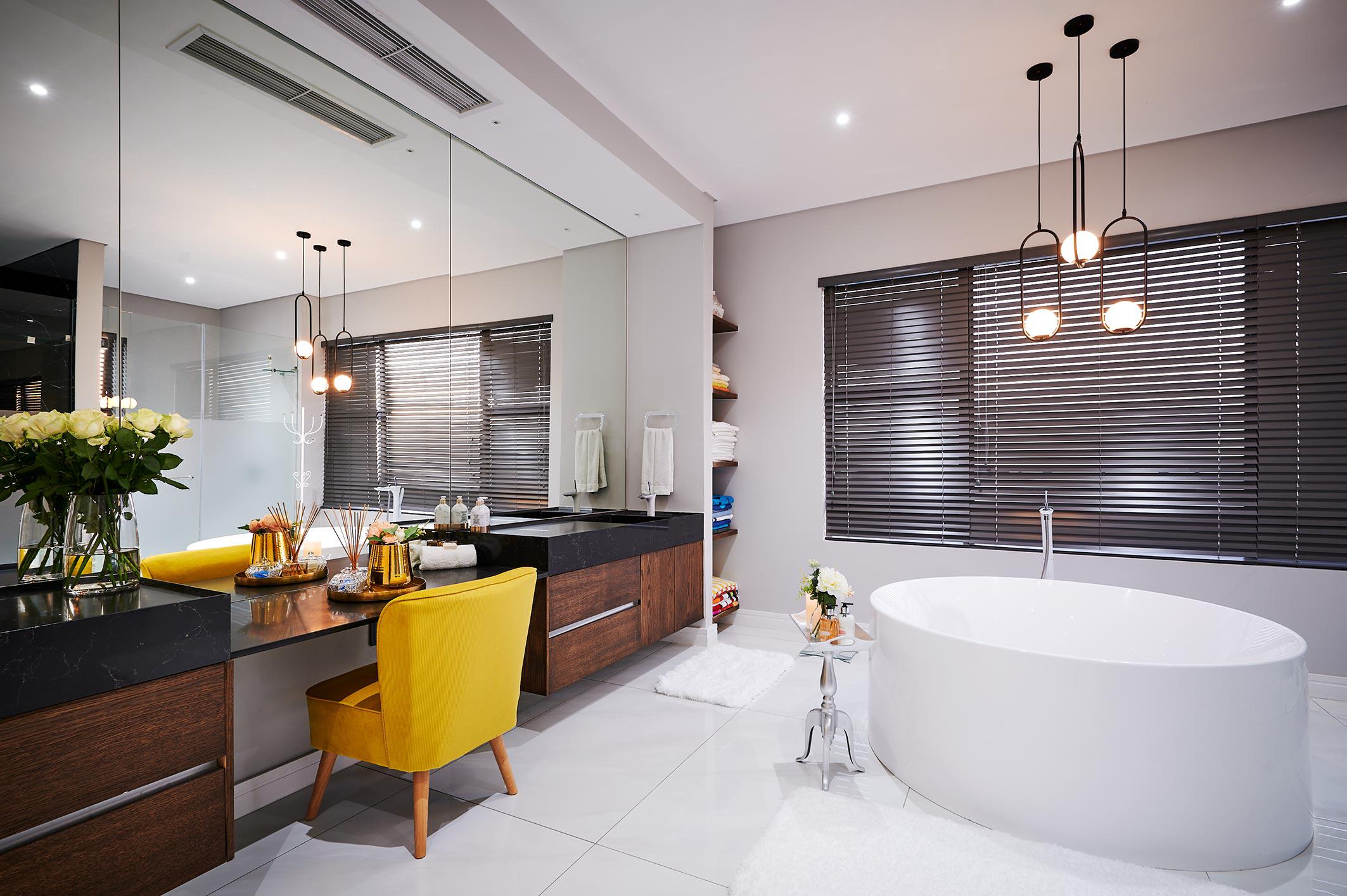 5 Bedroom Property for Sale in Waterfall Country Estate Gauteng