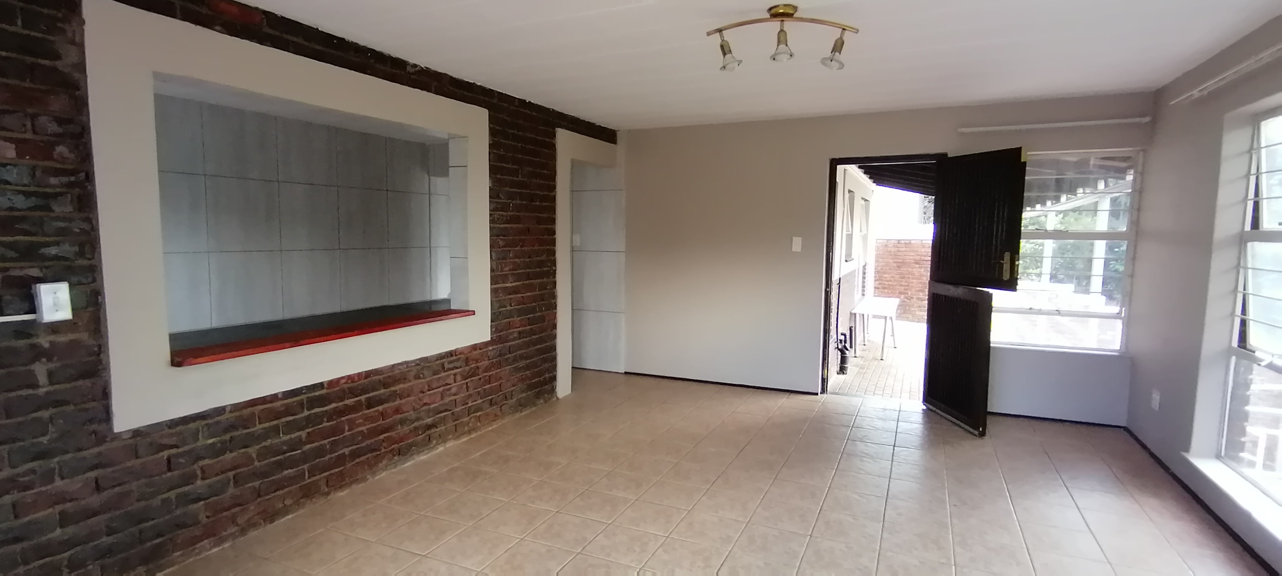 To Let 2 Bedroom Property for Rent in Noordheuwel Gauteng