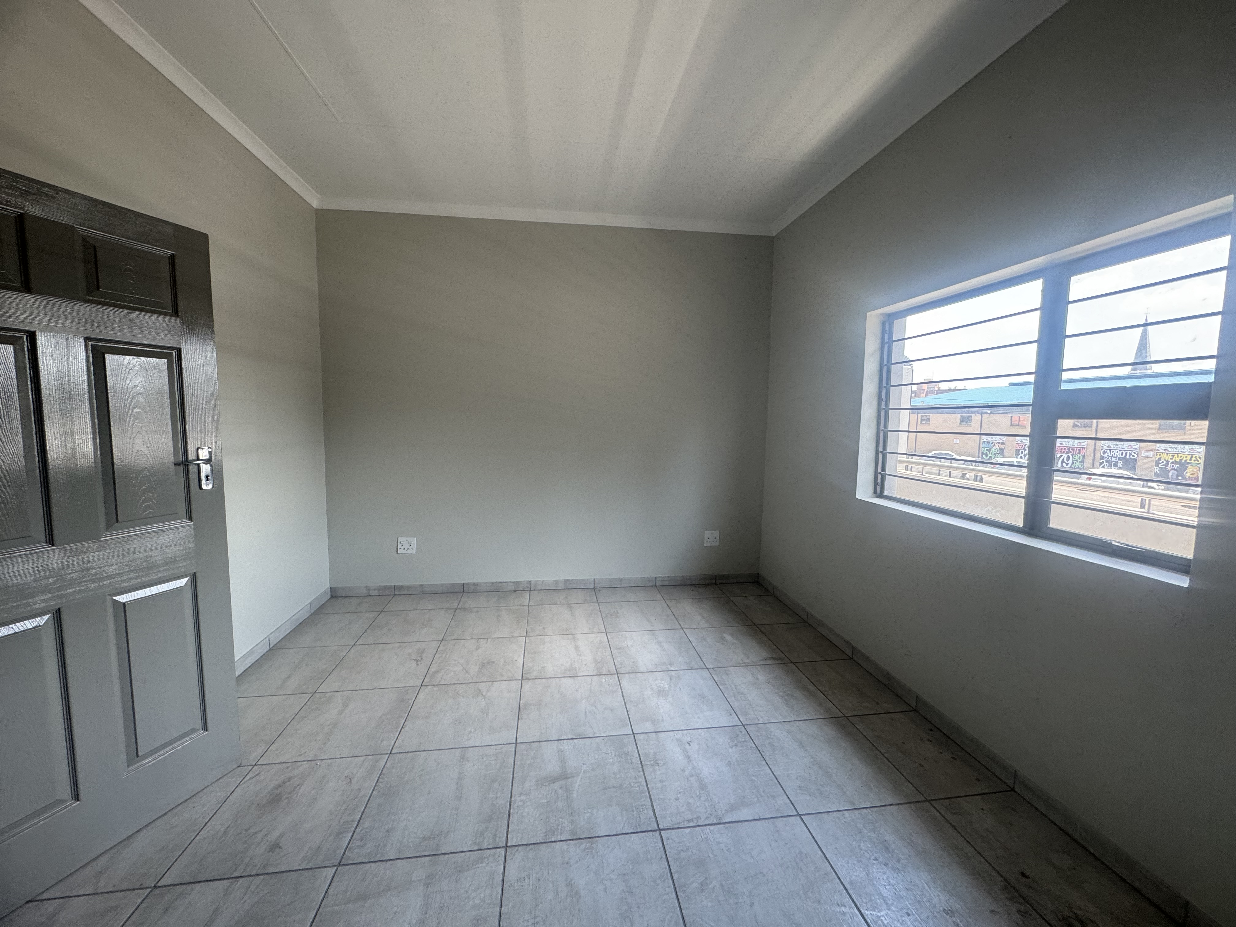 To Let 1 Bedroom Property for Rent in Germiston South Gauteng