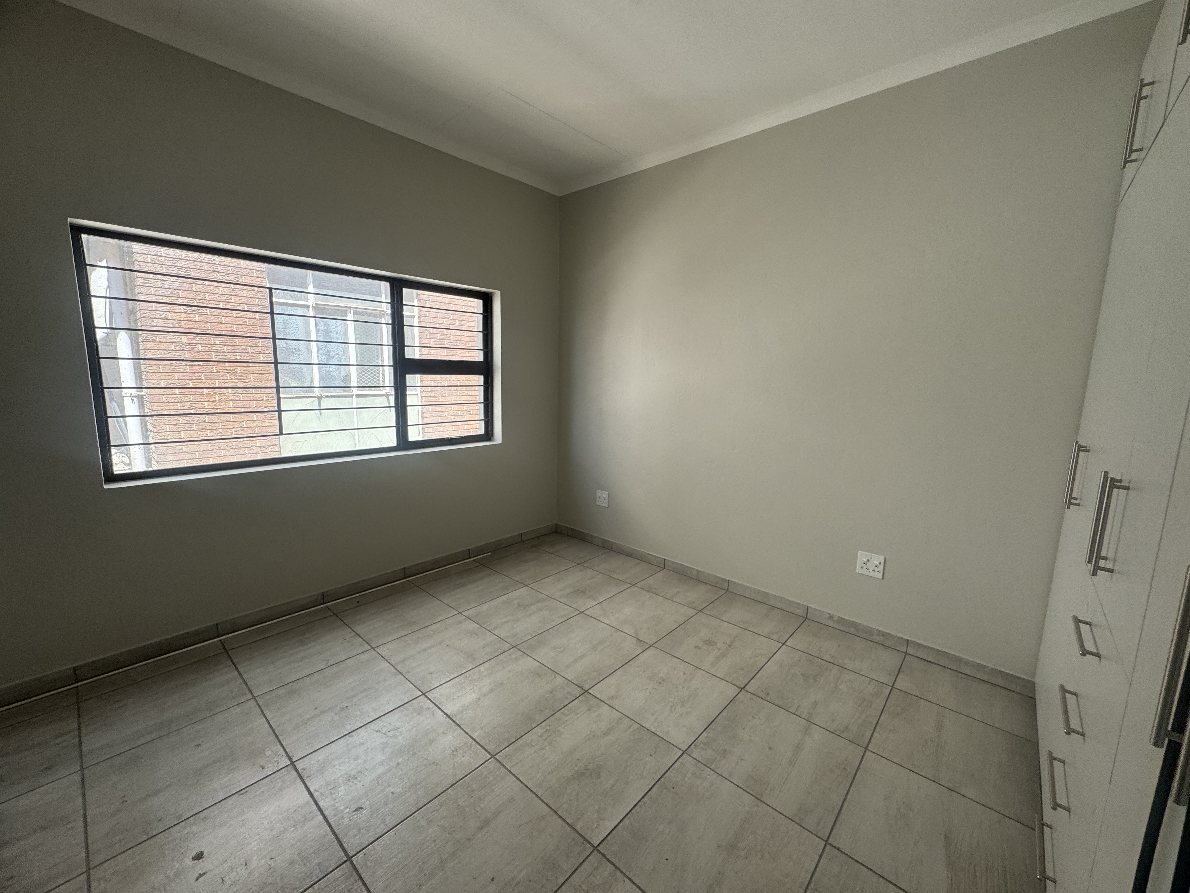 To Let 1 Bedroom Property for Rent in Germiston South Gauteng