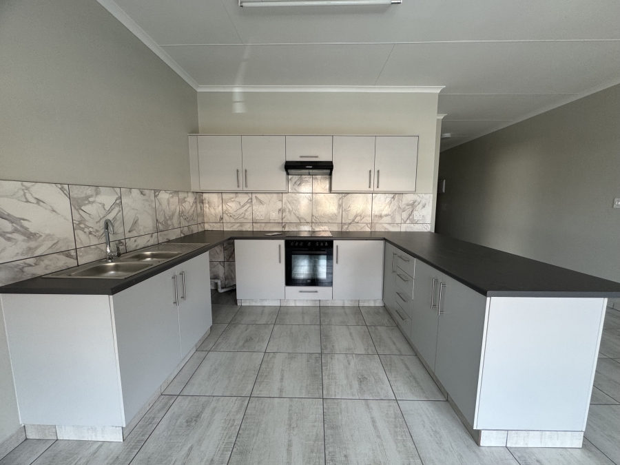 To Let 1 Bedroom Property for Rent in Germiston South Gauteng