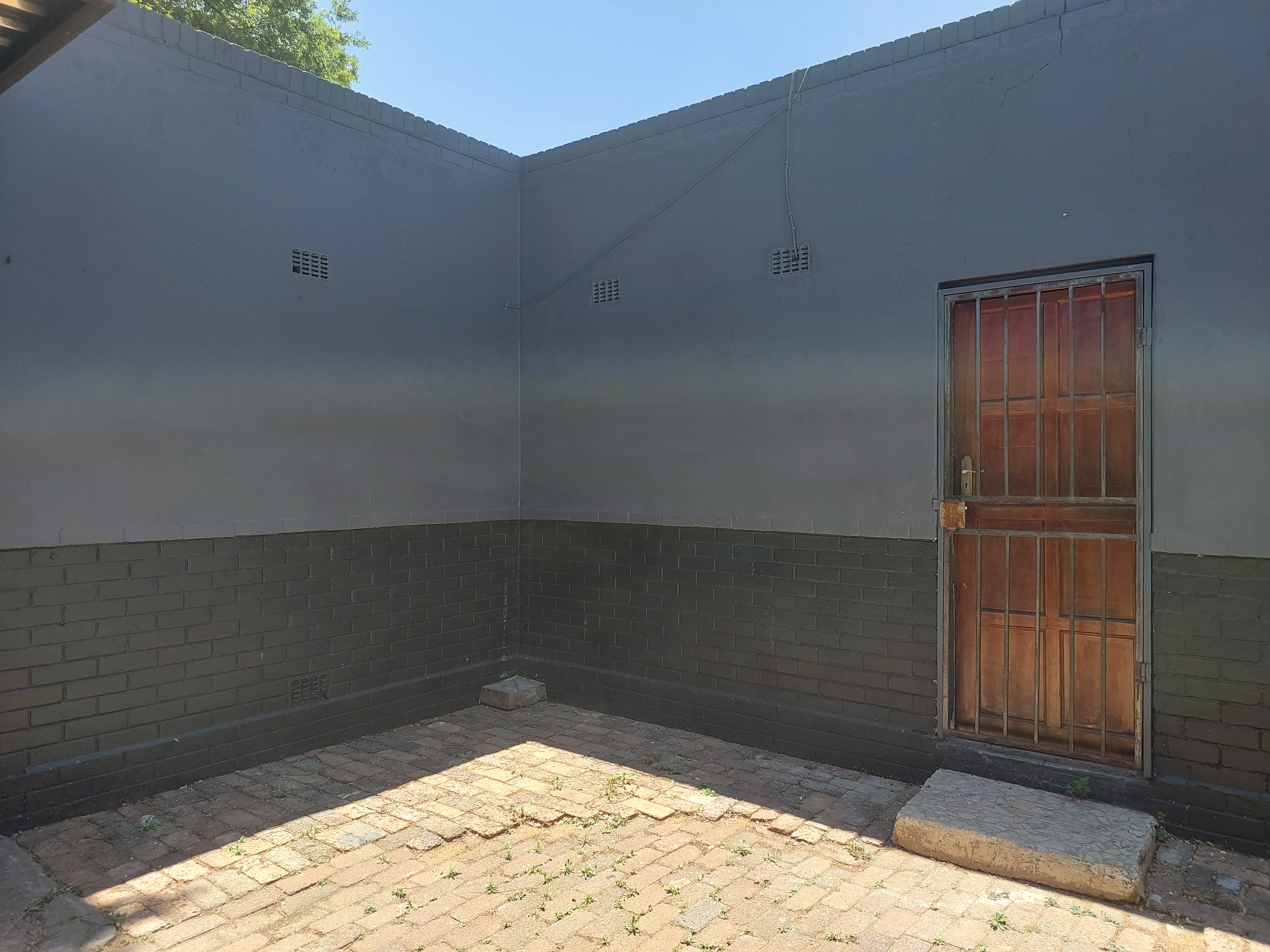 To Let 3 Bedroom Property for Rent in Rothdene Gauteng