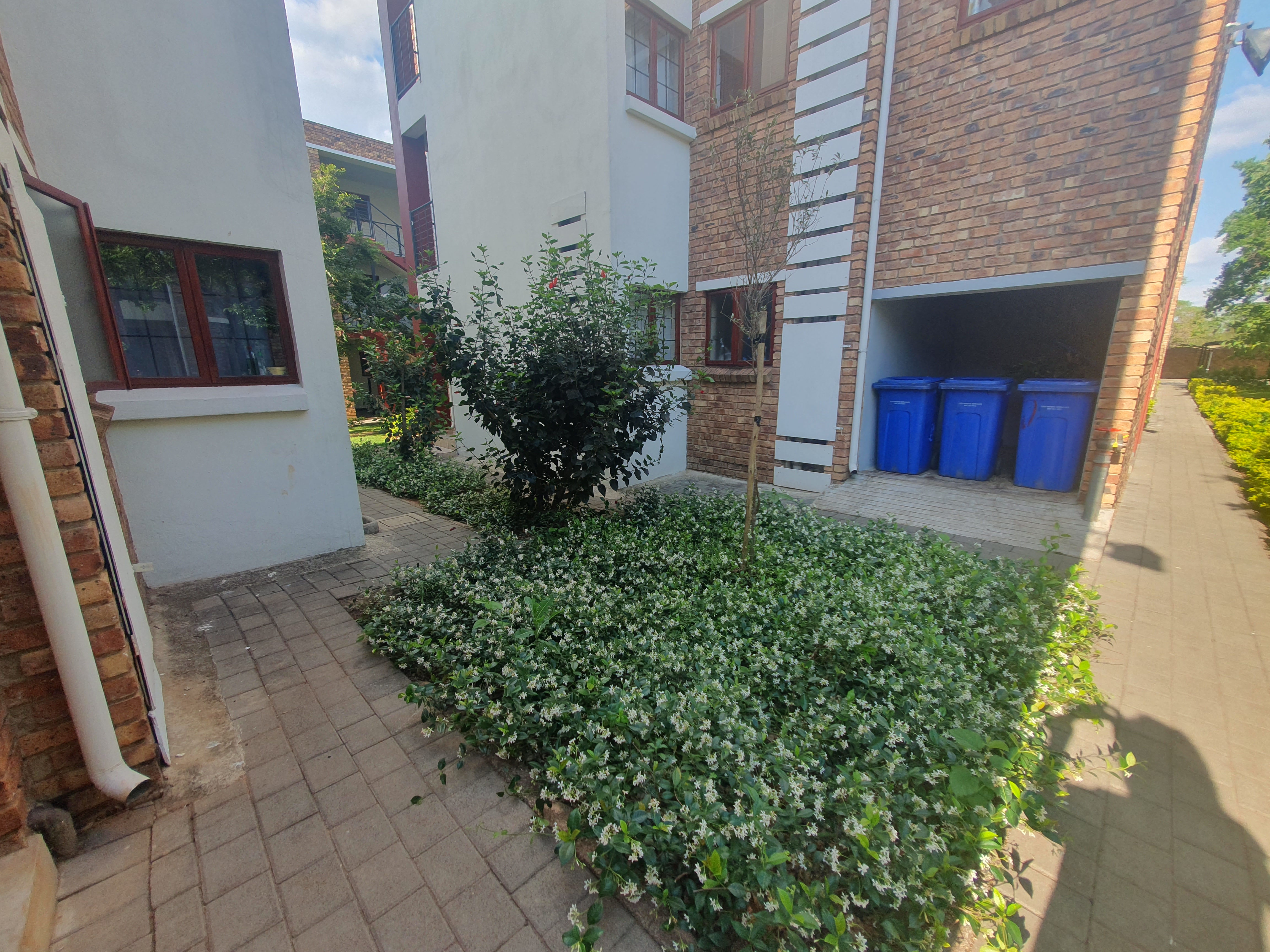 1 Bedroom Property for Sale in Montana Gauteng