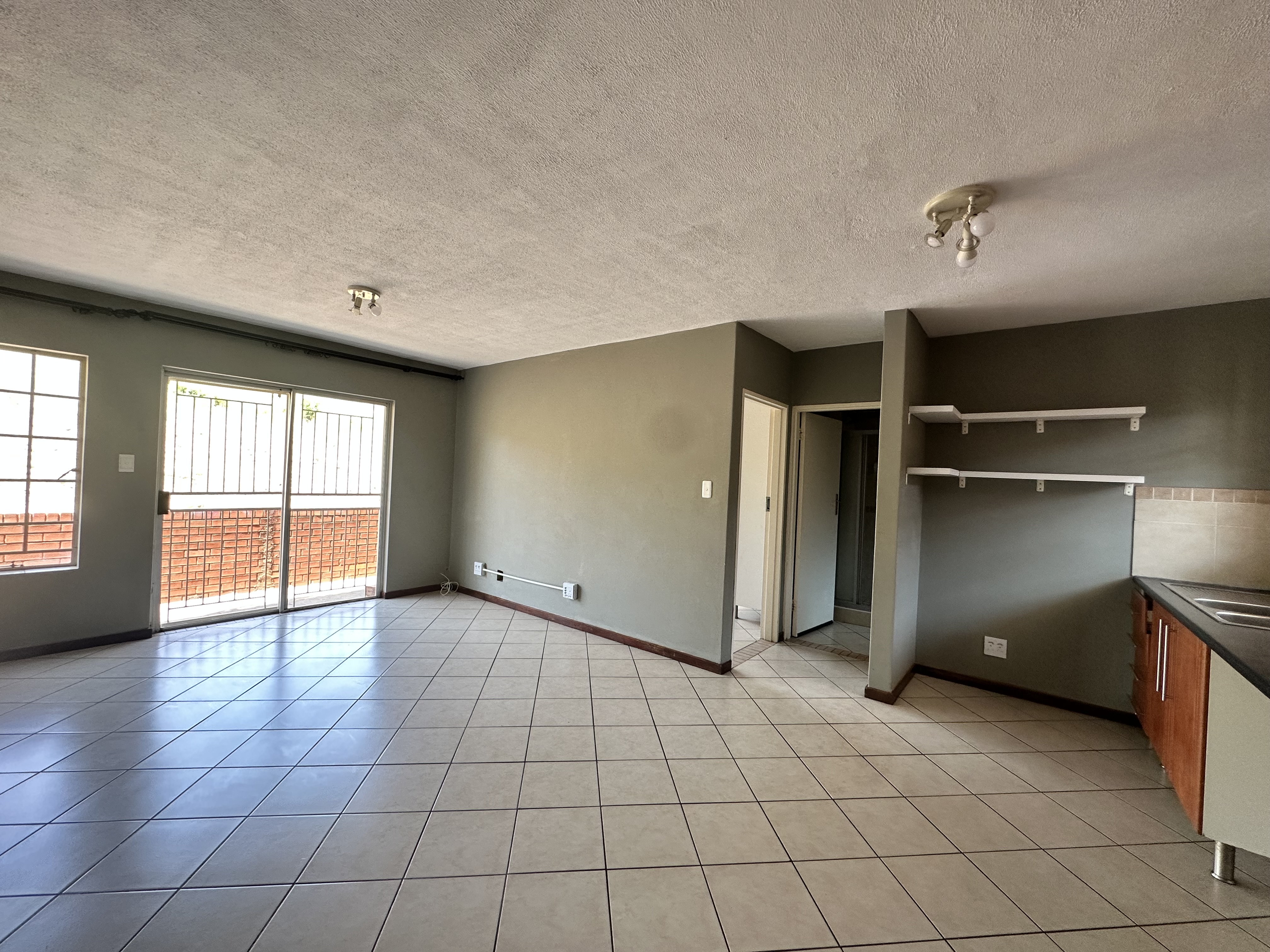 To Let 3 Bedroom Property for Rent in Equestria Gauteng