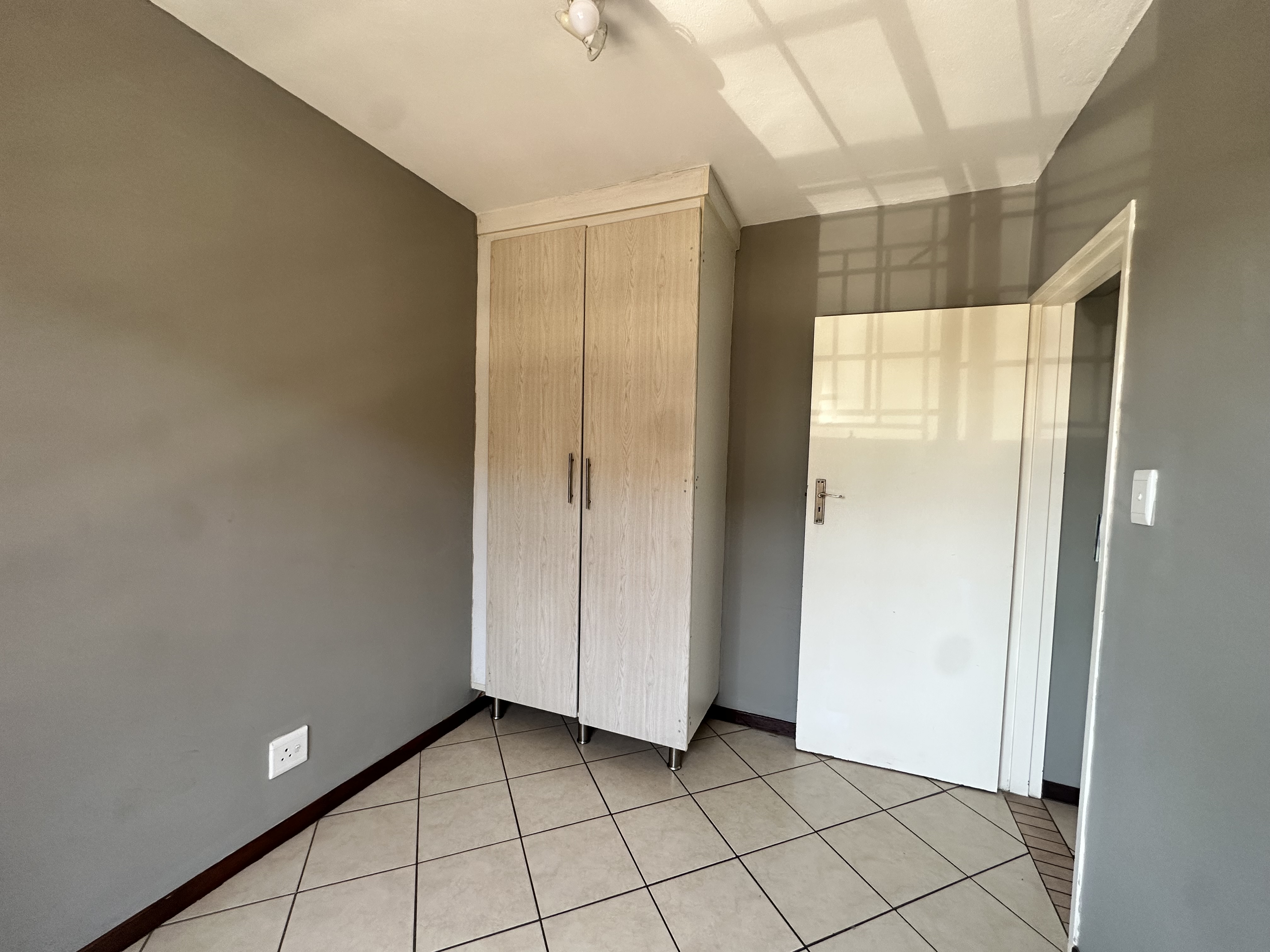 To Let 3 Bedroom Property for Rent in Equestria Gauteng