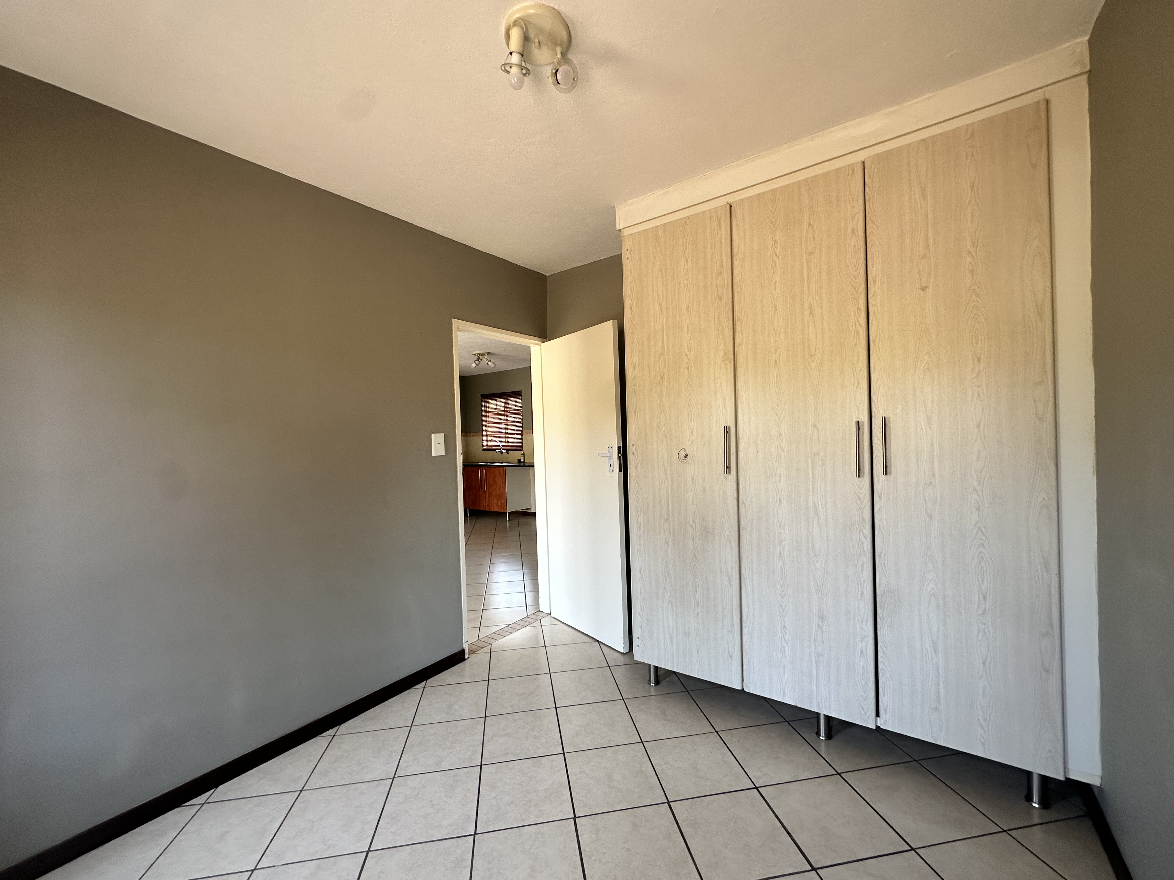 To Let 3 Bedroom Property for Rent in Equestria Gauteng