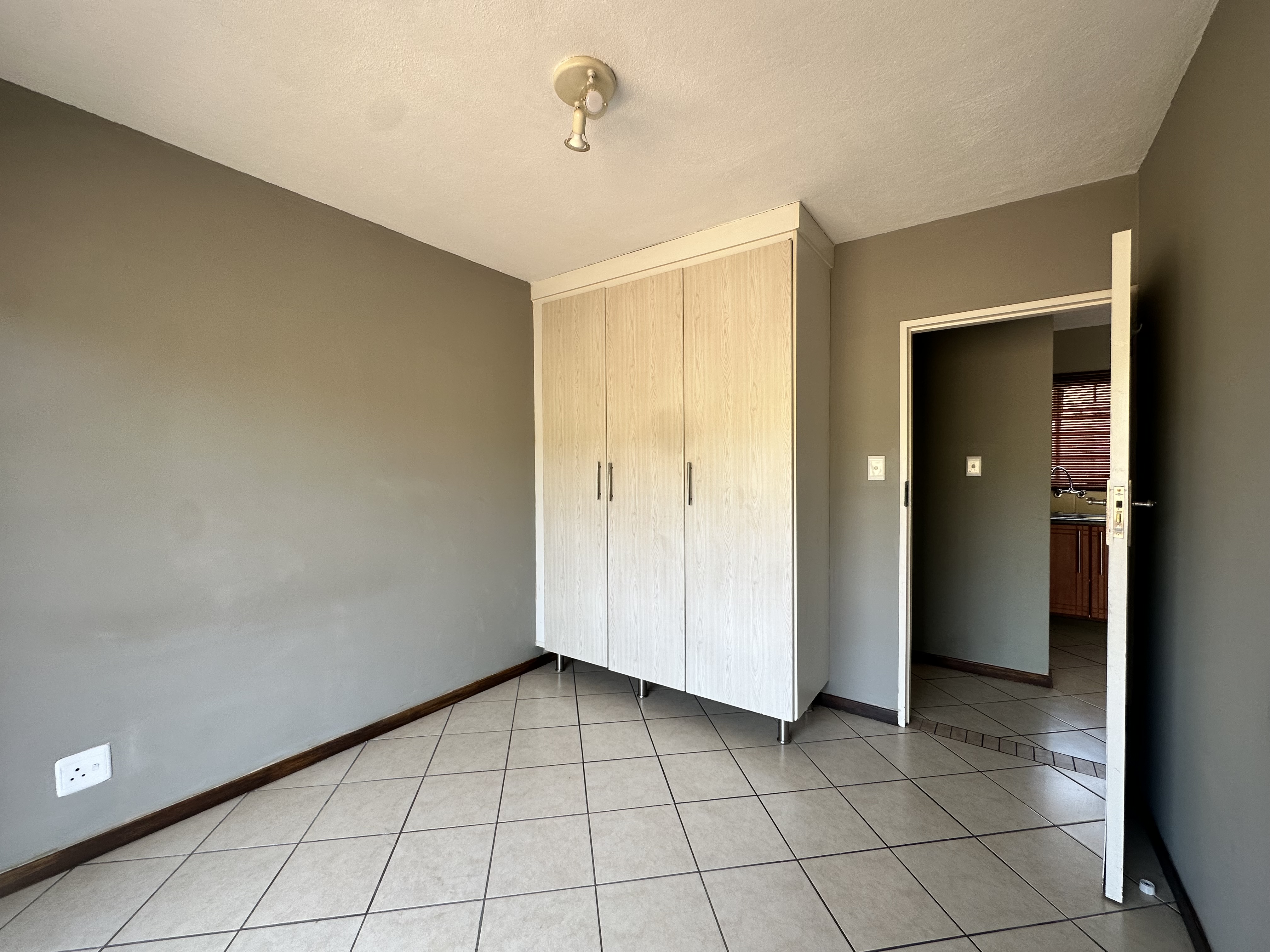 To Let 3 Bedroom Property for Rent in Equestria Gauteng