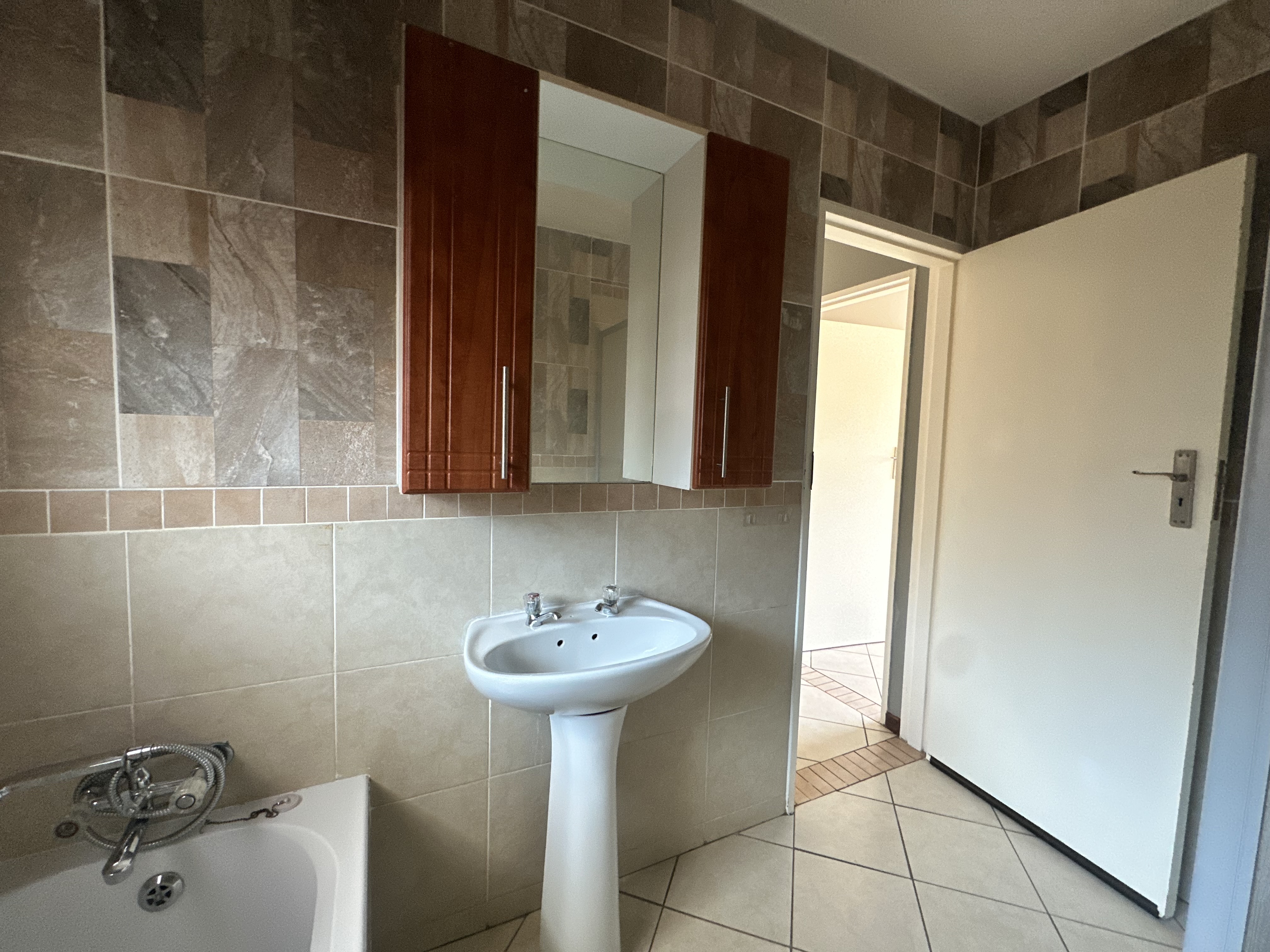 To Let 3 Bedroom Property for Rent in Equestria Gauteng