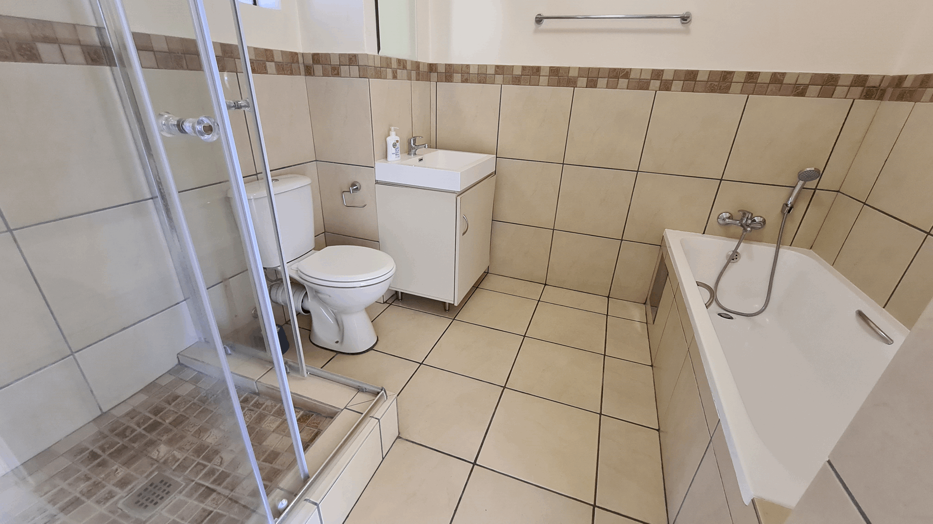 1 Bedroom Property for Sale in Barbeque Downs Gauteng