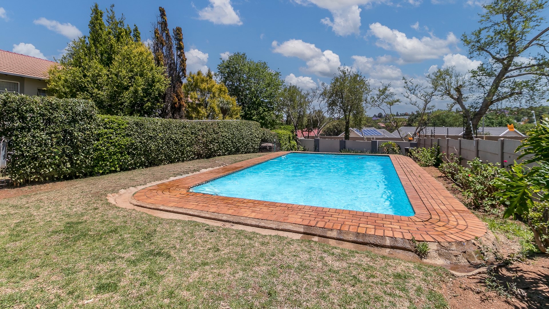 3 Bedroom Property for Sale in Vorna Valley Gauteng