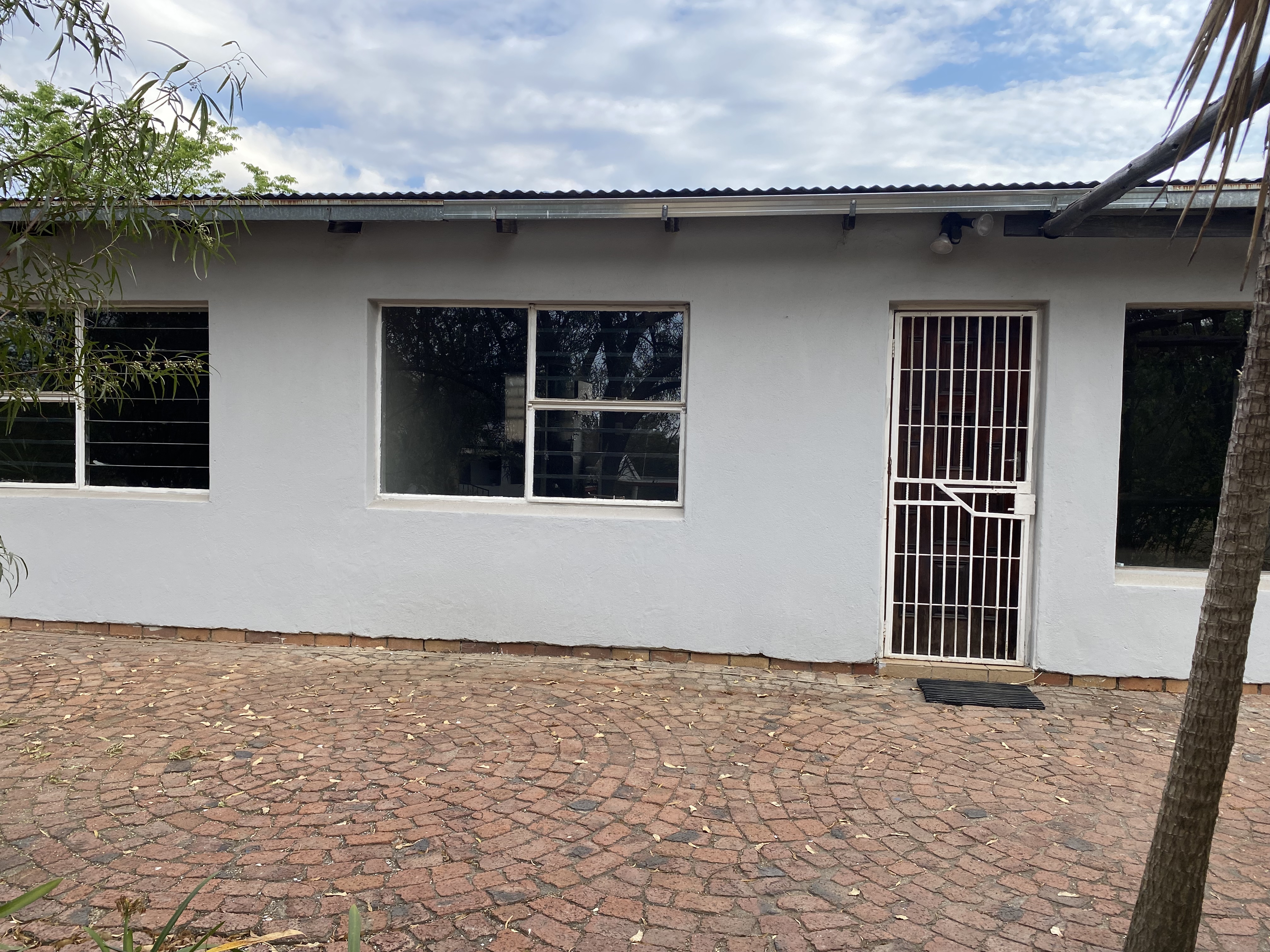 To Let 3 Bedroom Property for Rent in Glen Austin Gauteng