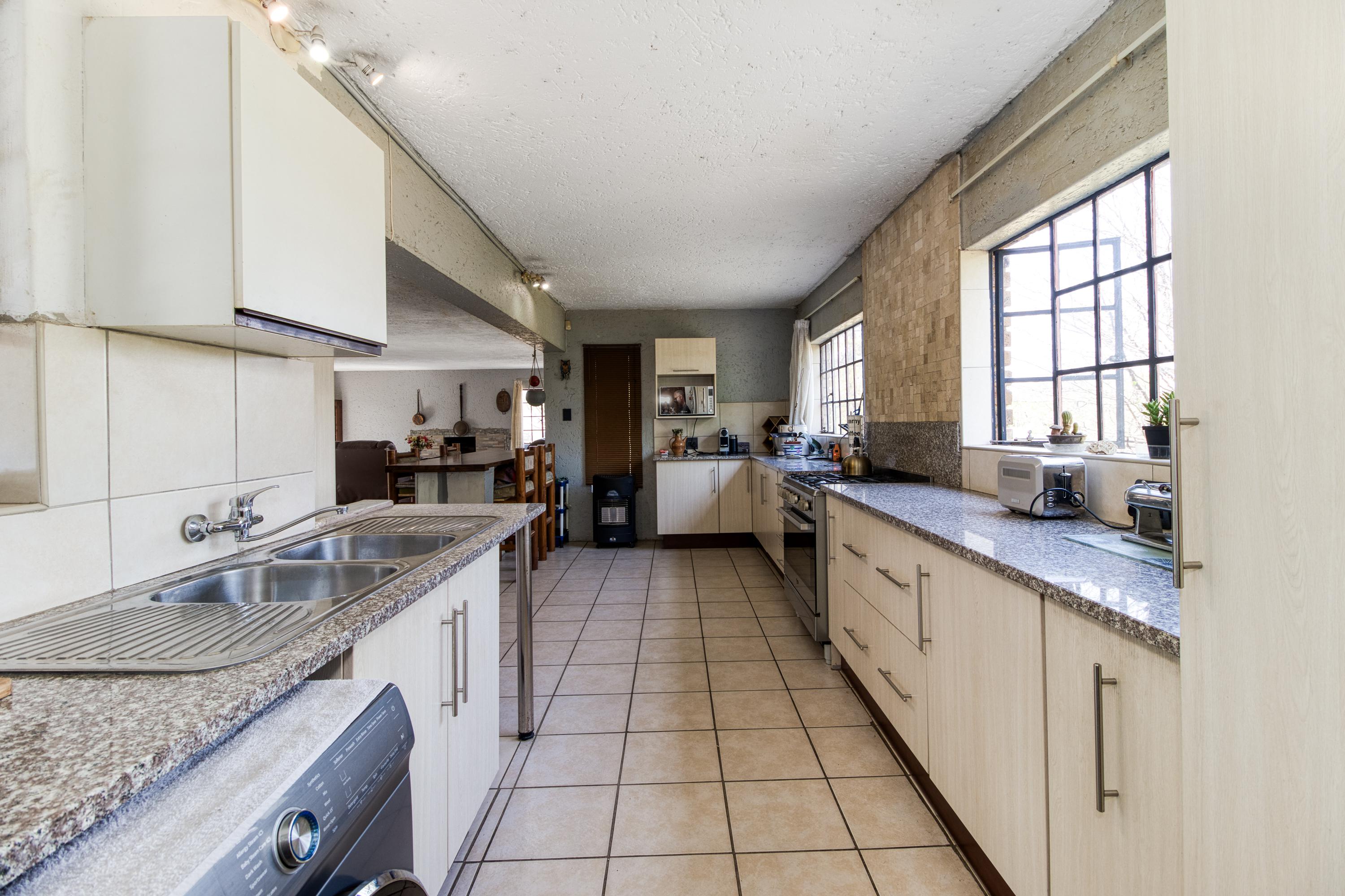 3 Bedroom Property for Sale in Chartwell Gauteng