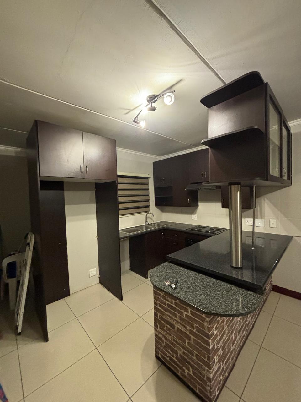 To Let 2 Bedroom Property for Rent in Erand Gardens Gauteng