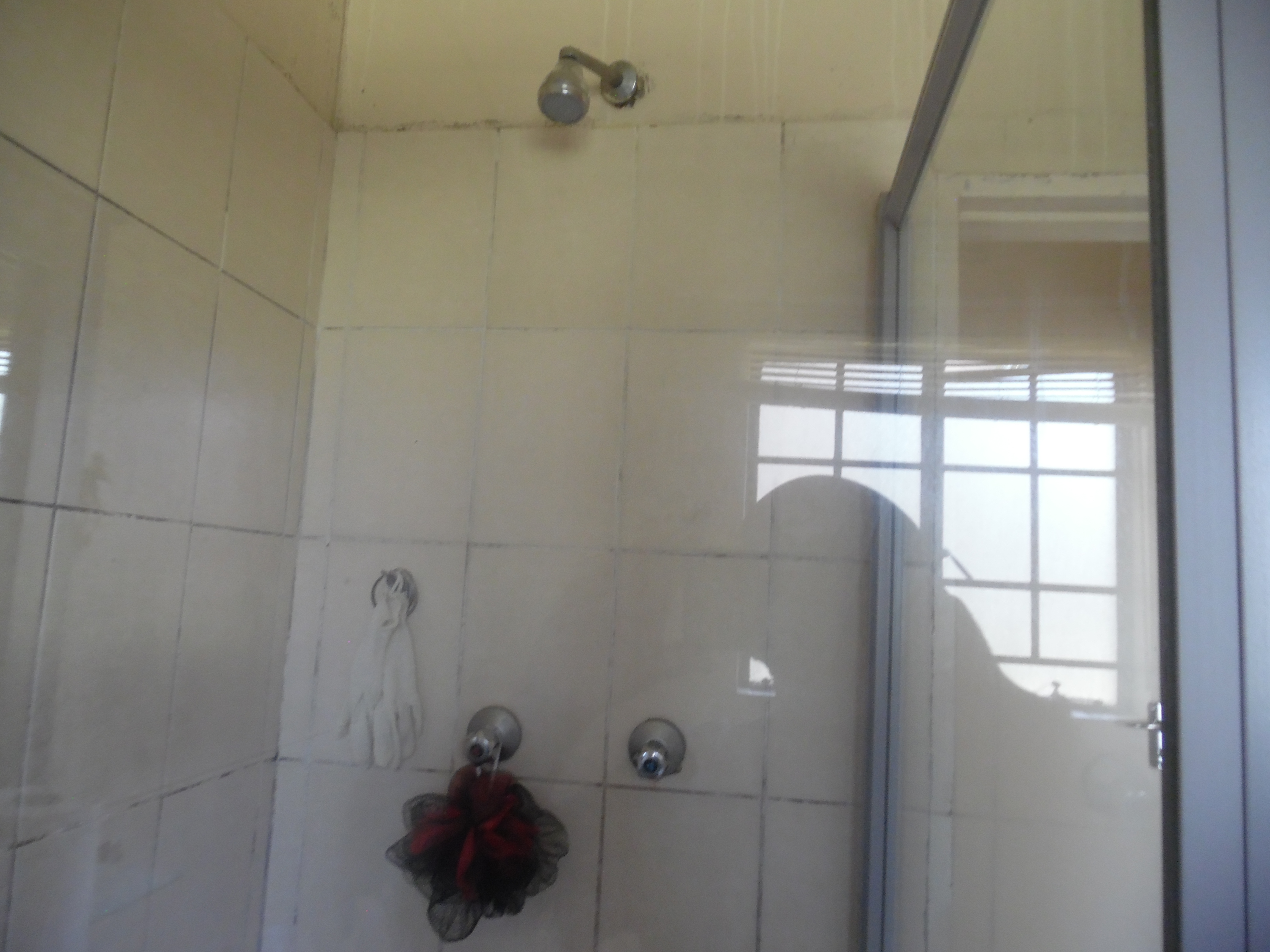 To Let 2 Bedroom Property for Rent in Halfway House Gauteng