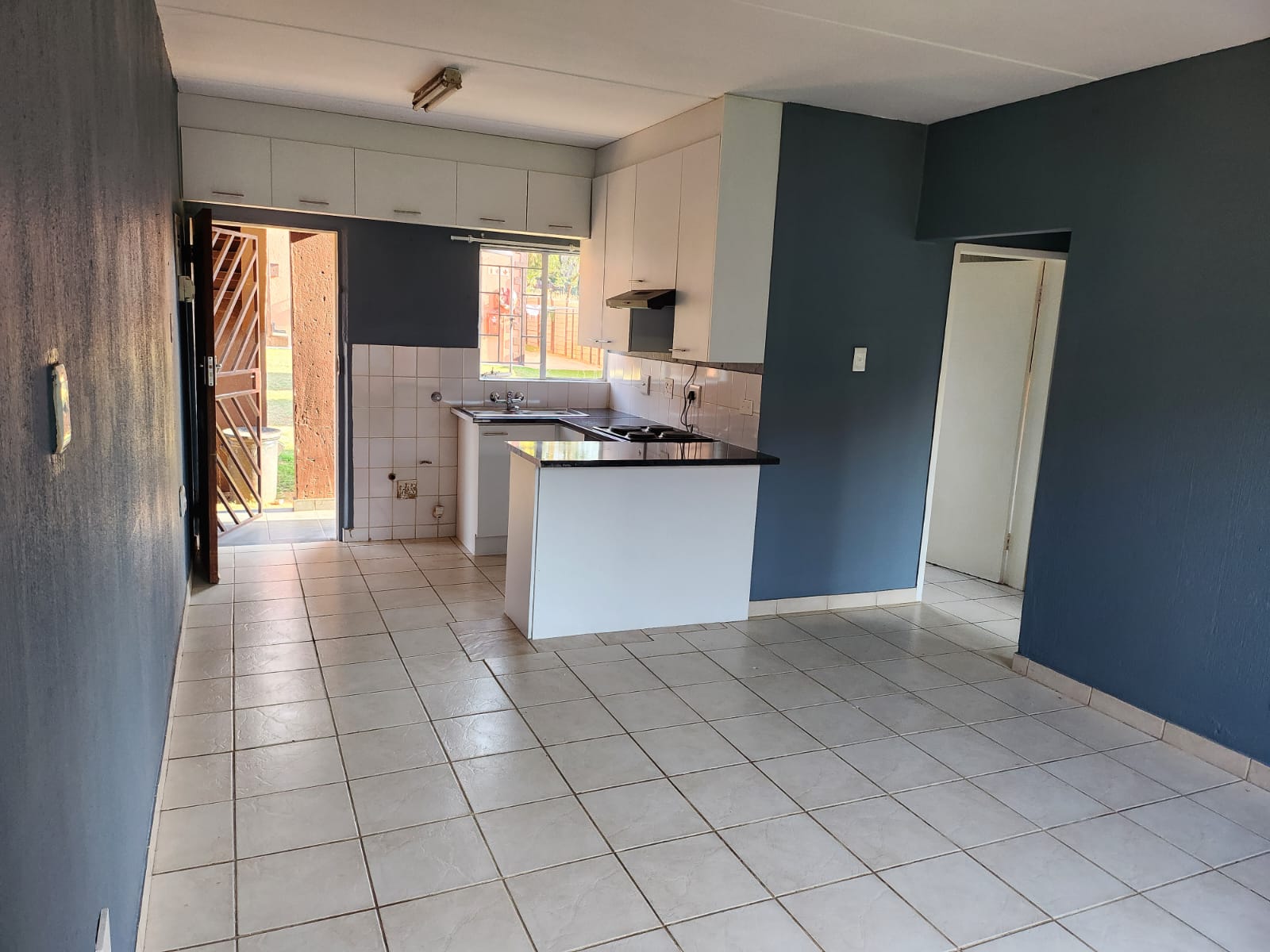 To Let 2 Bedroom Property for Rent in Terenure Gauteng