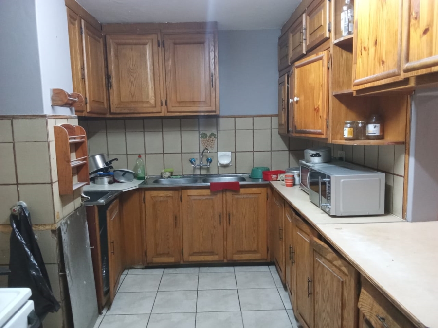 5 Bedroom Property for Sale in Sunnyside Gauteng