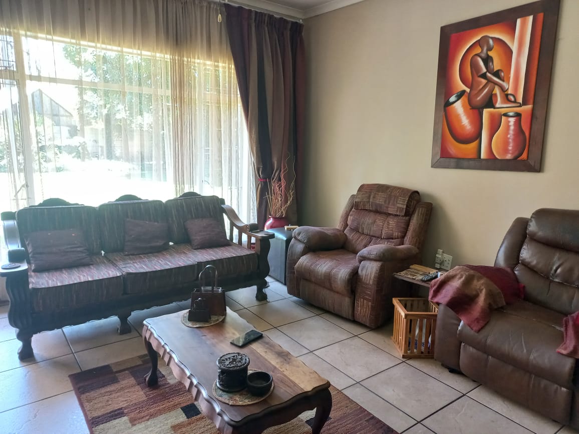 4 Bedroom Property for Sale in Sonland Park Gauteng