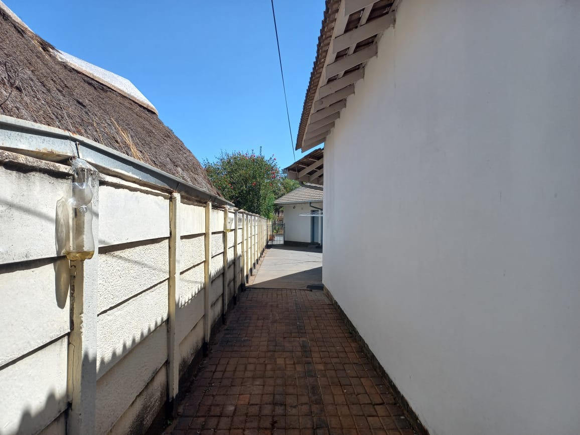 4 Bedroom Property for Sale in Sonland Park Gauteng