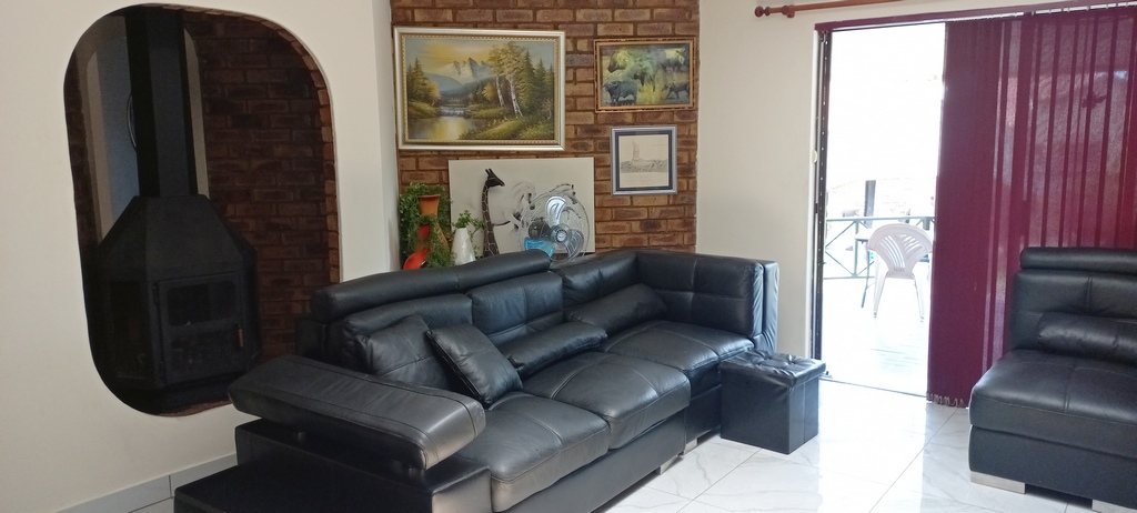 4 Bedroom Property for Sale in Edleen Gauteng