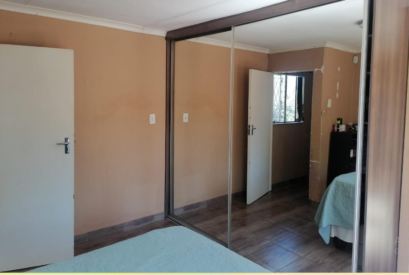 4 Bedroom Property for Sale in Ridgeway Gauteng