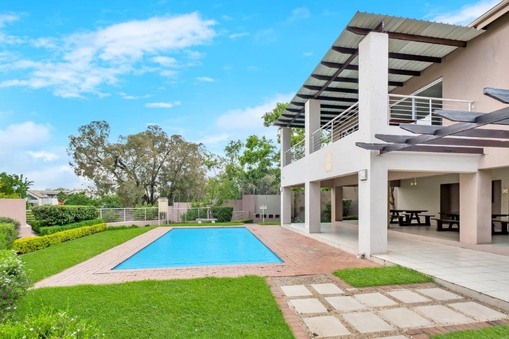 2 Bedroom Property for Sale in Bryanston Gauteng