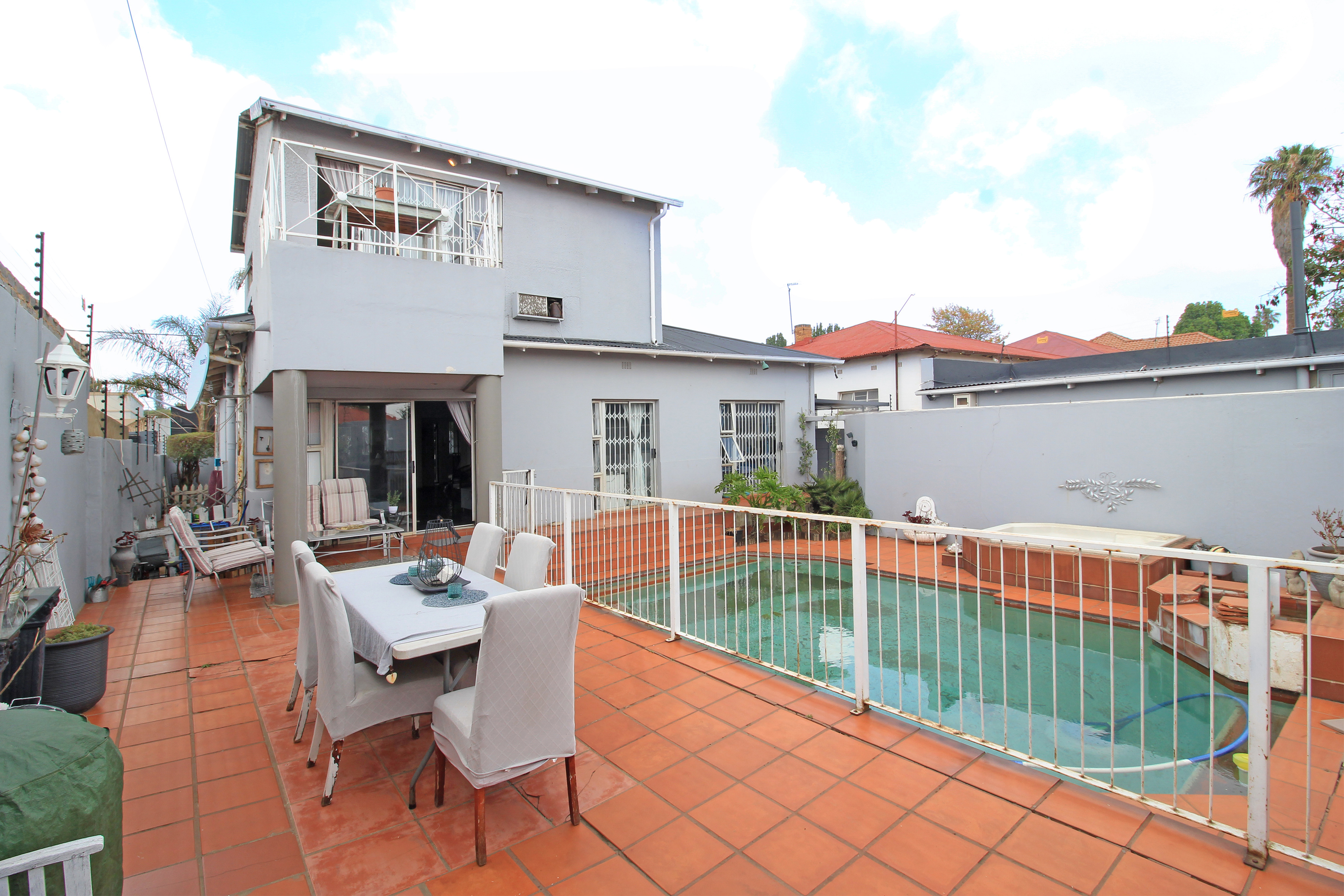 4 Bedroom Property for Sale in Highlands North Gauteng