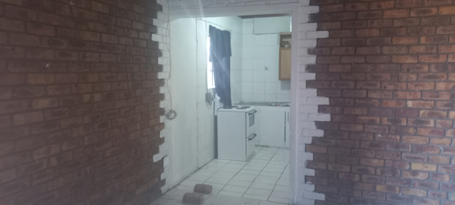 To Let 2 Bedroom Property for Rent in Selection Park Gauteng