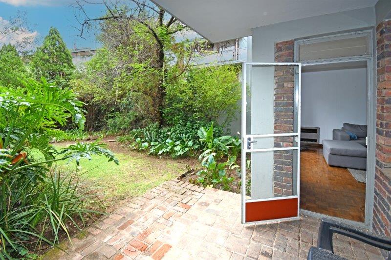 2 Bedroom Property for Sale in Blairgowrie Gauteng