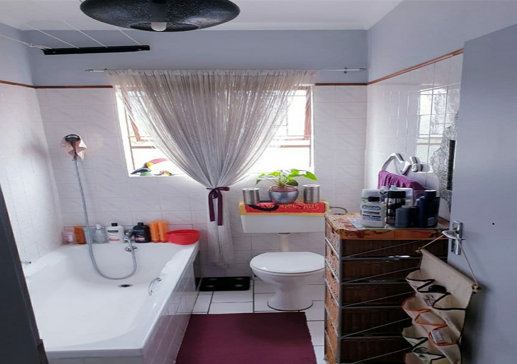 2 Bedroom Property for Sale in Nimrod Park Gauteng