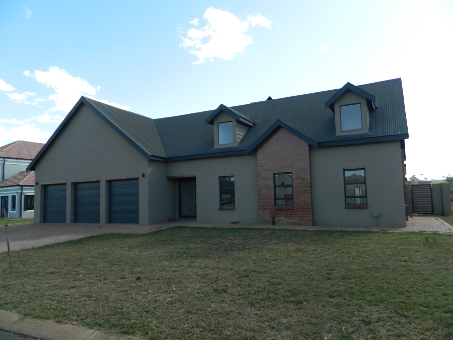 5 Bedroom Property for Sale in Waterlake Farm Lifestyle Estate Gauteng