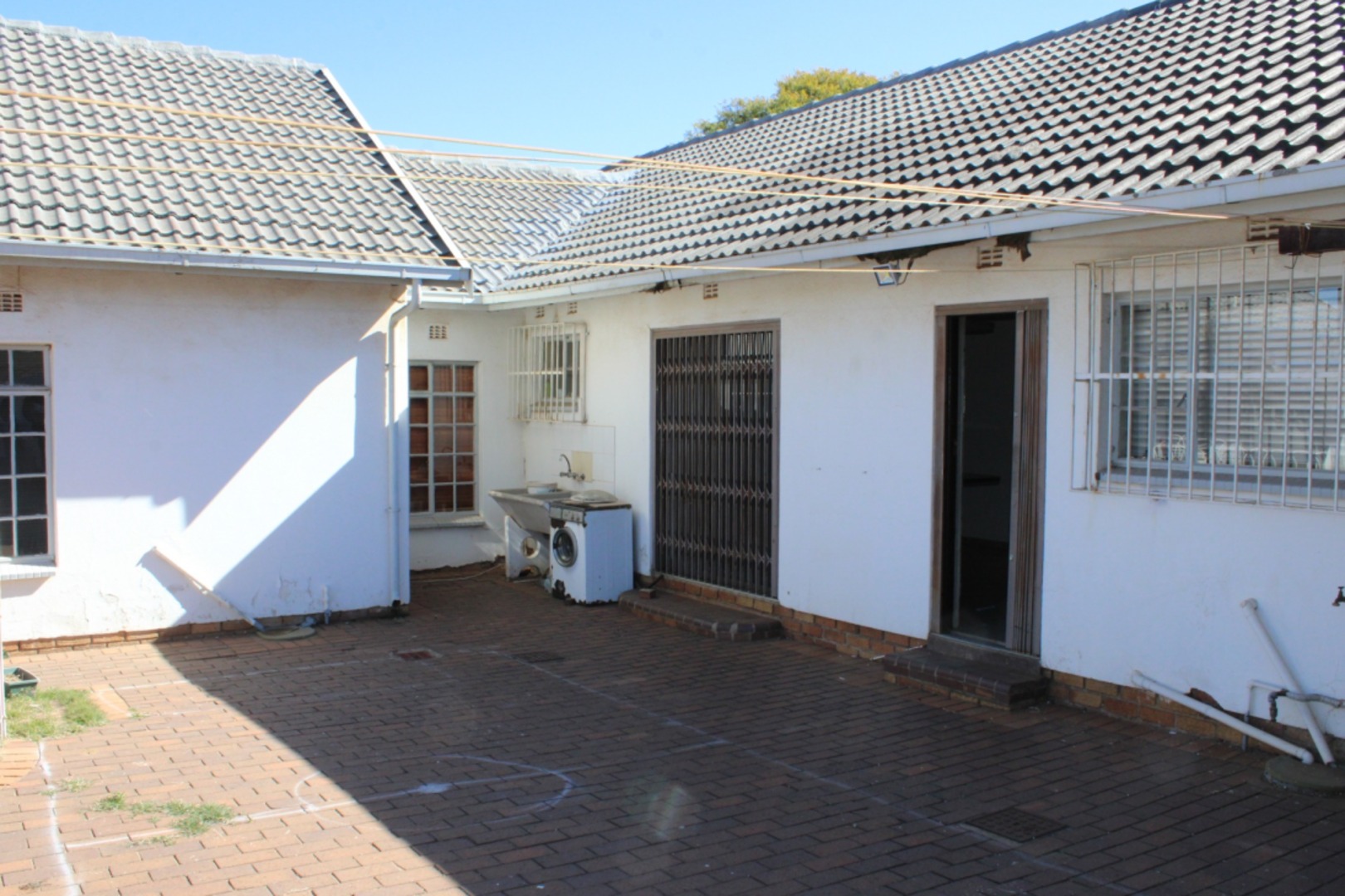 4 Bedroom Property for Sale in Lenasia South Gauteng