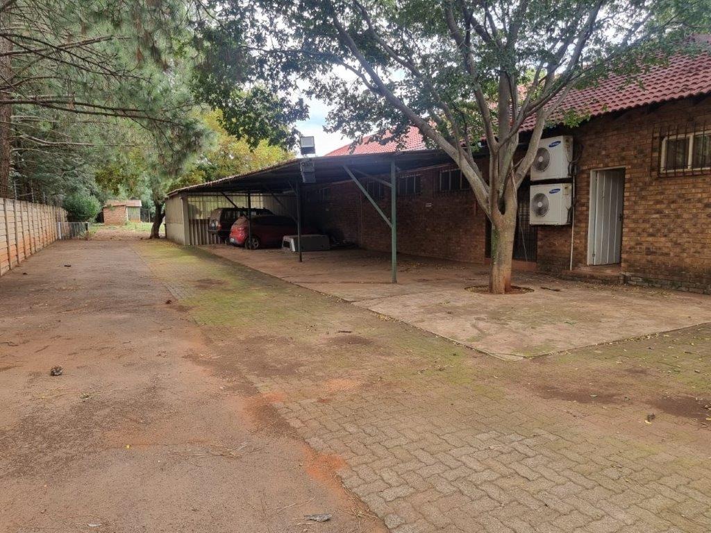 4 Bedroom Property for Sale in Tedderfield A H Gauteng