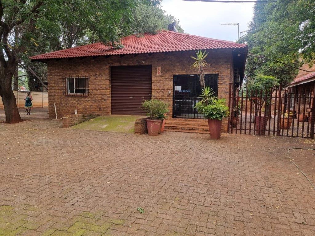 4 Bedroom Property for Sale in Tedderfield A H Gauteng