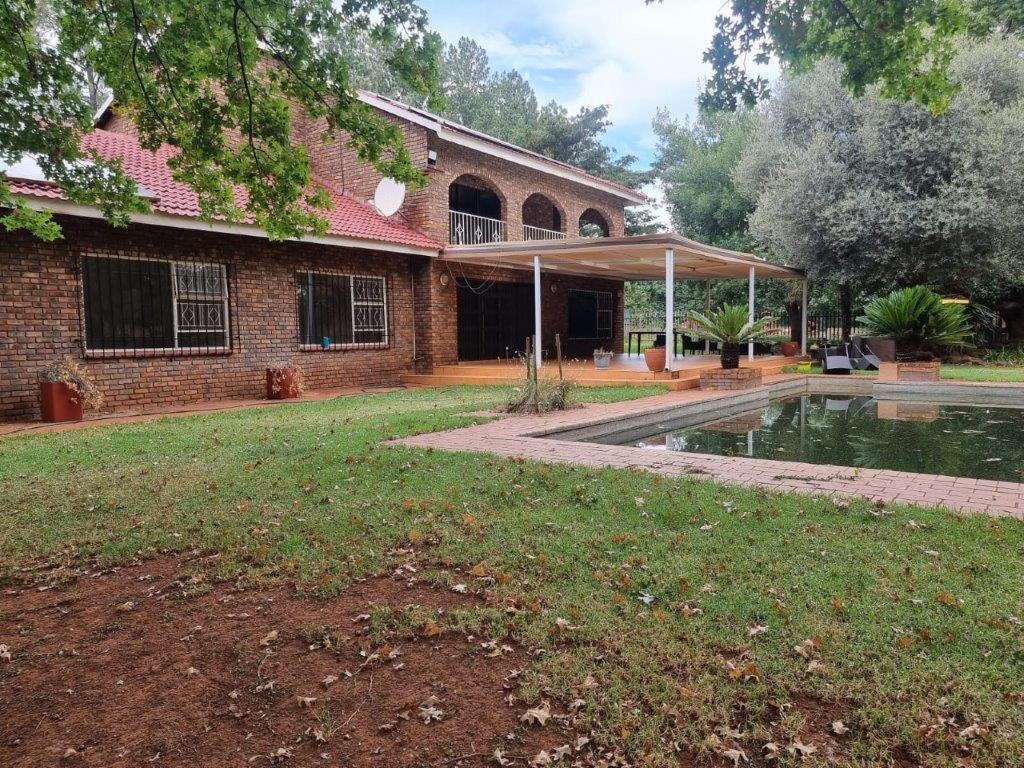 4 Bedroom Property for Sale in Tedderfield A H Gauteng