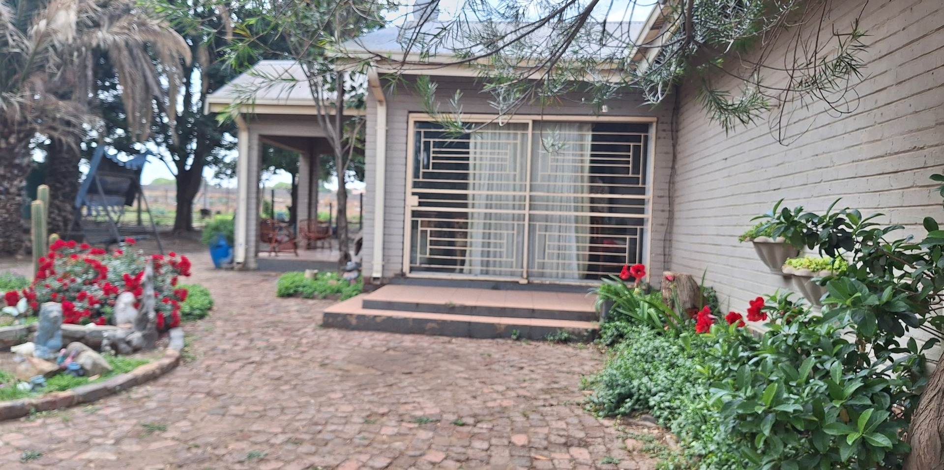 3 Bedroom Property for Sale in Louisrus Gauteng