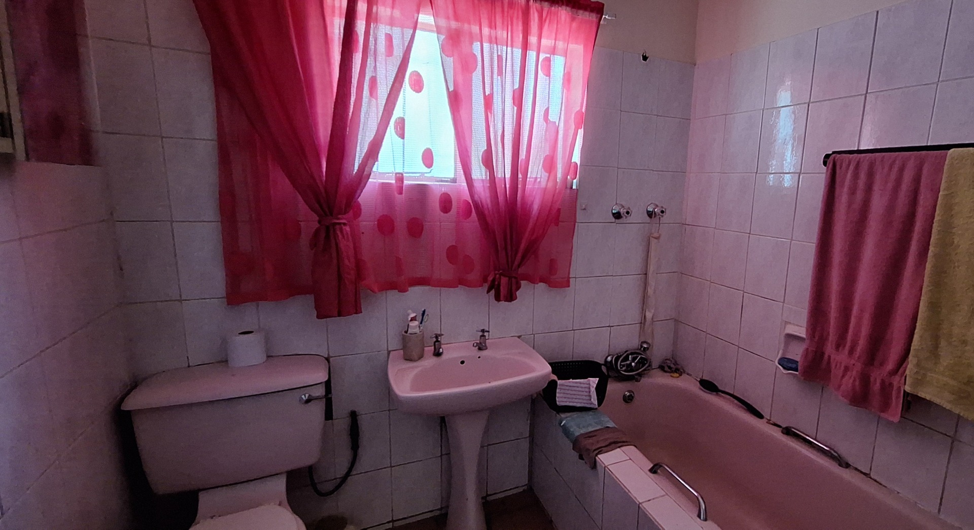 3 Bedroom Property for Sale in Louisrus Gauteng