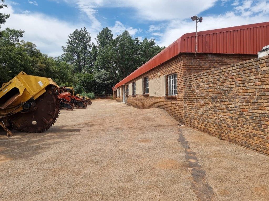 Commercial Property for Sale in Tedderfield A H Gauteng