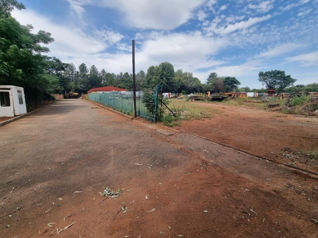 Commercial Property for Sale in Tedderfield A H Gauteng