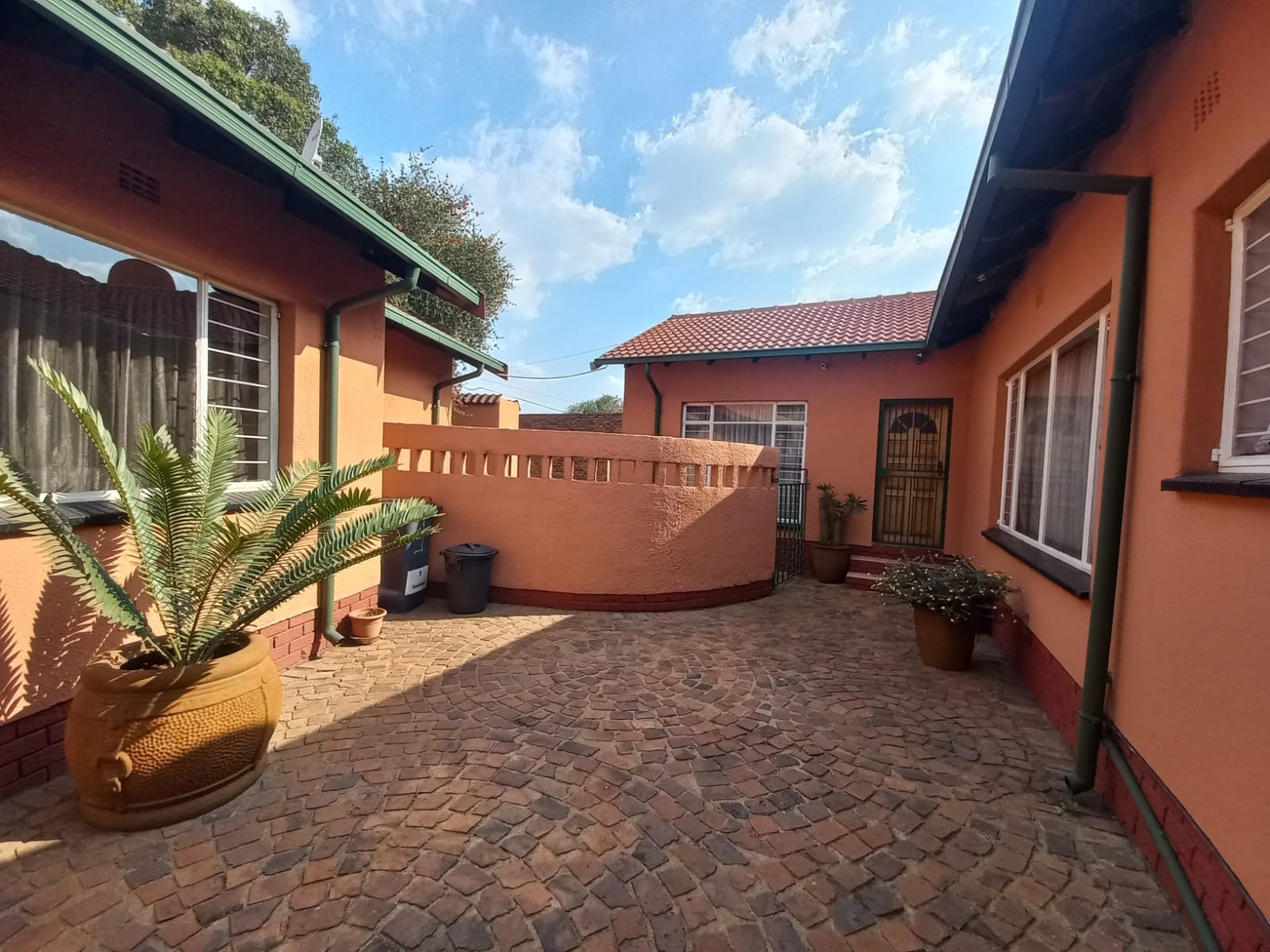 5 Bedroom Property for Sale in Dalpark Proper Gauteng