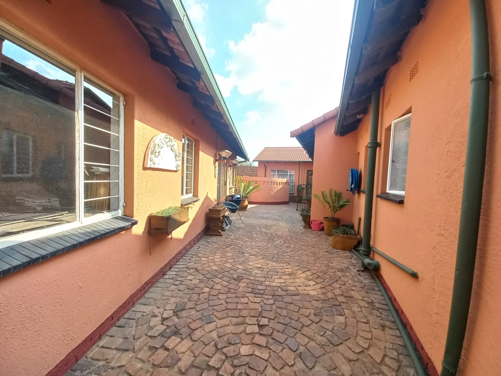 5 Bedroom Property for Sale in Dalpark Proper Gauteng