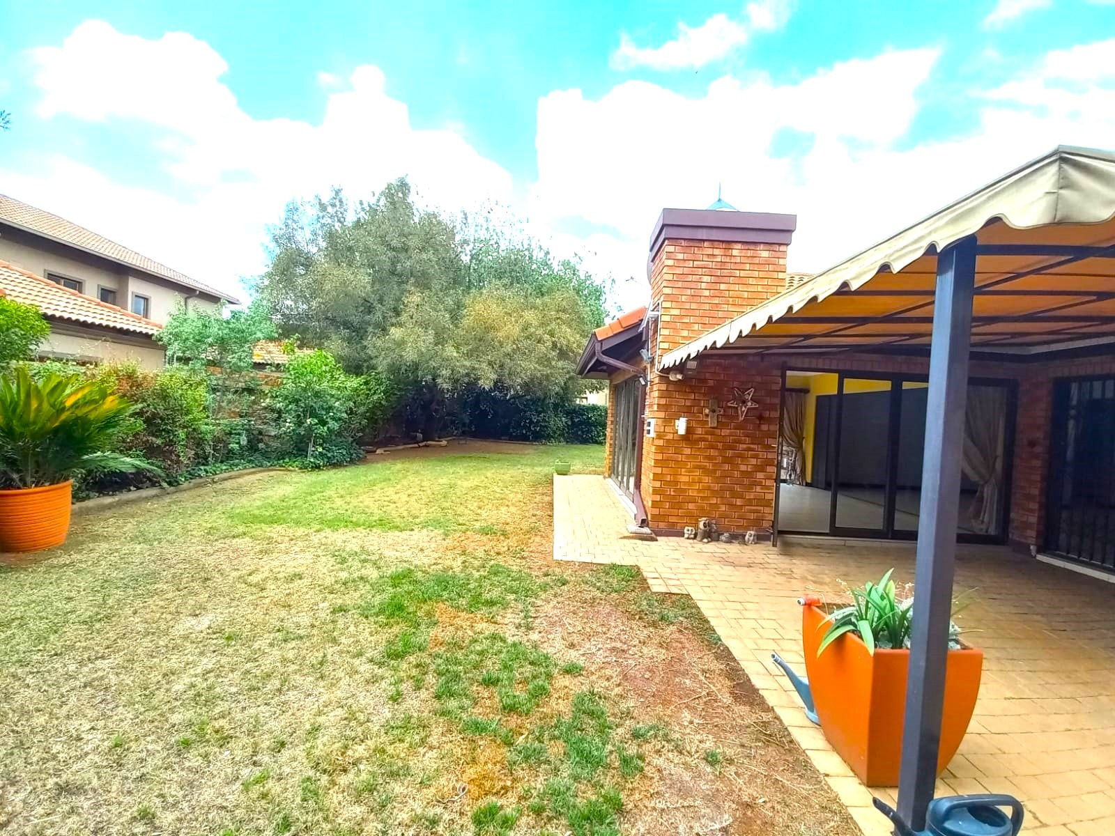 5 Bedroom Property for Sale in Sonneveld Gauteng