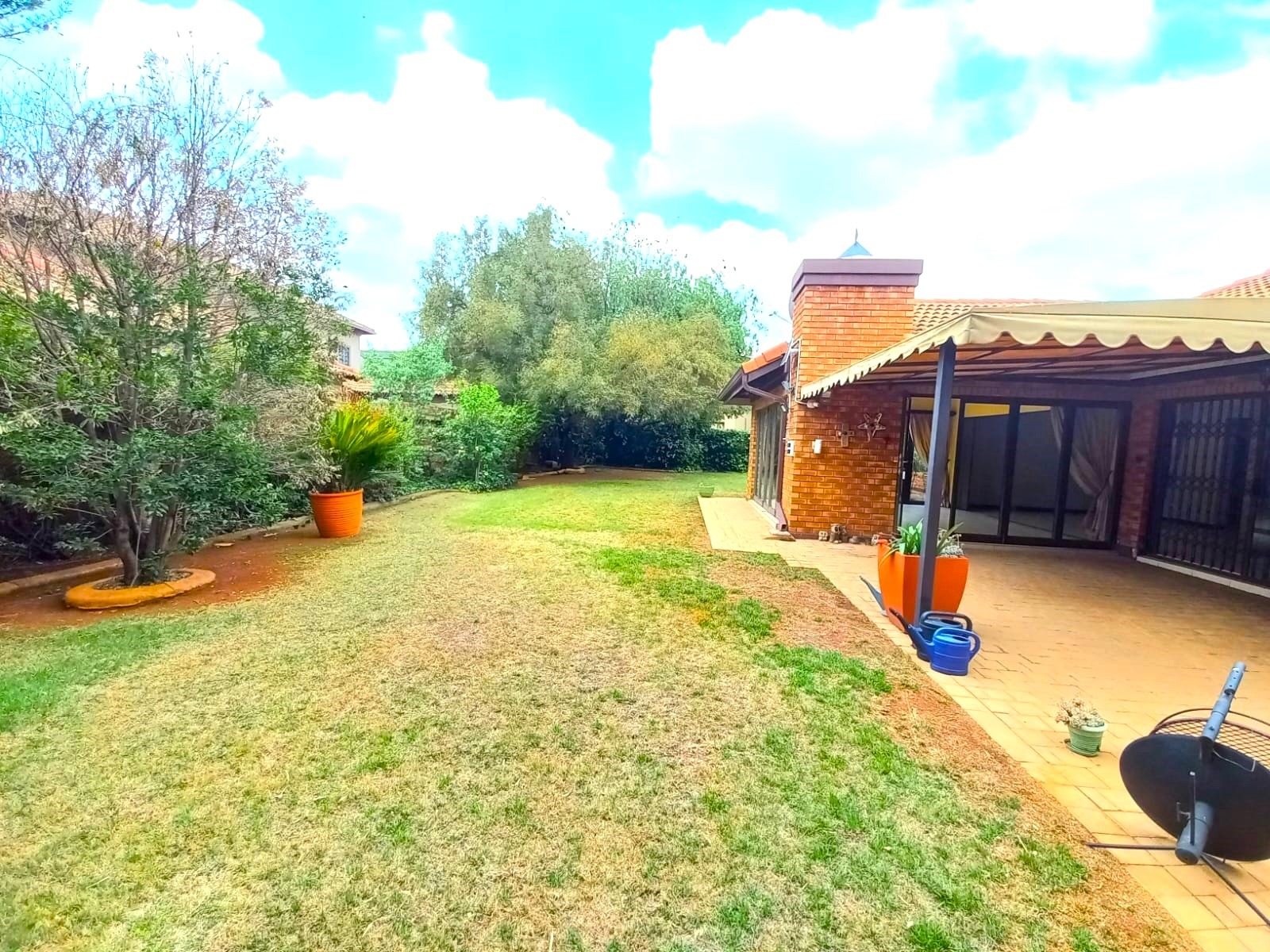 5 Bedroom Property for Sale in Sonneveld Gauteng