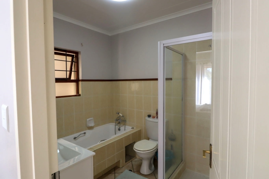 2 Bedroom Property for Sale in Bryanston Gauteng