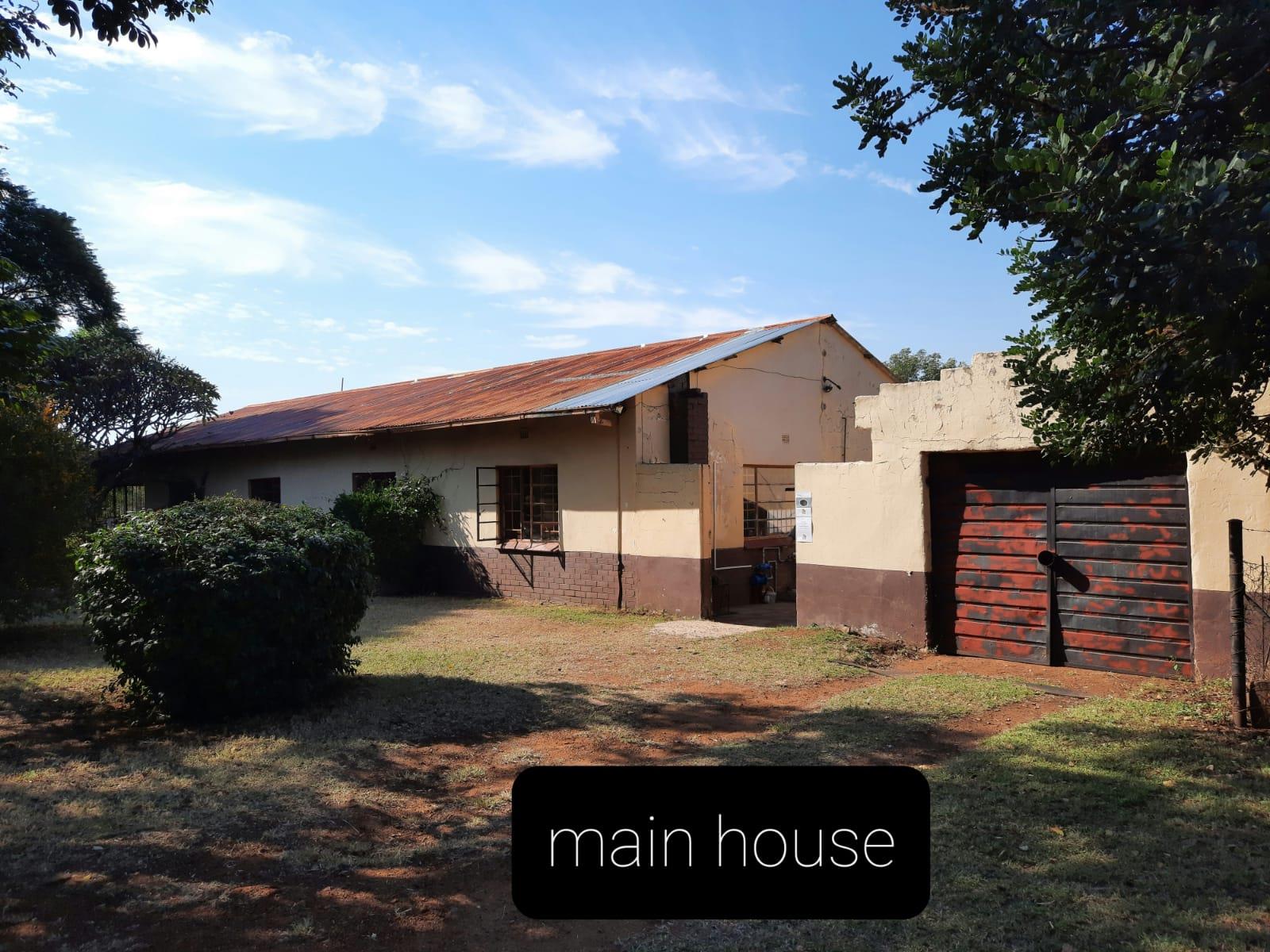 Commercial Property for Sale in Haakdoornboom Gauteng