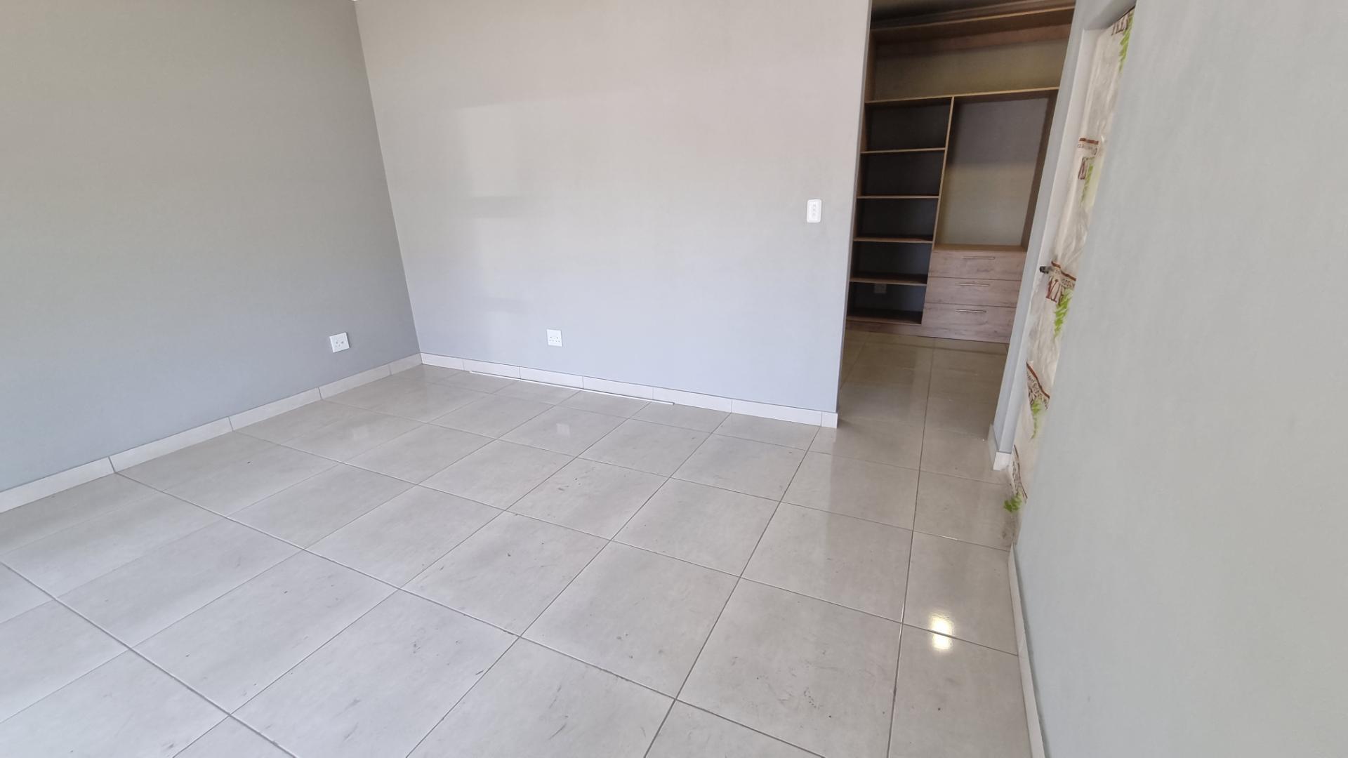 4 Bedroom Property for Sale in Doornkloof Gauteng